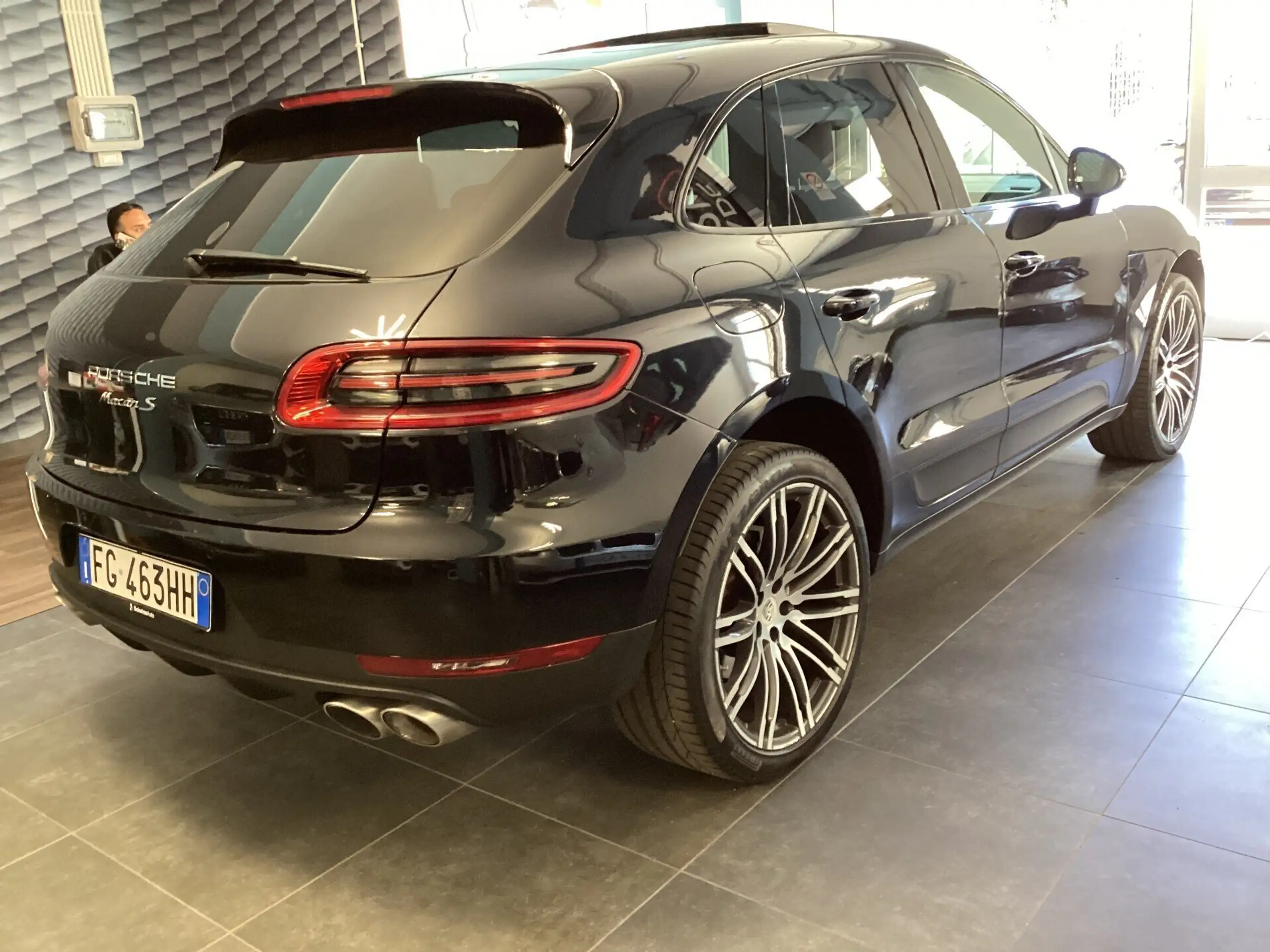 Porsche - Macan