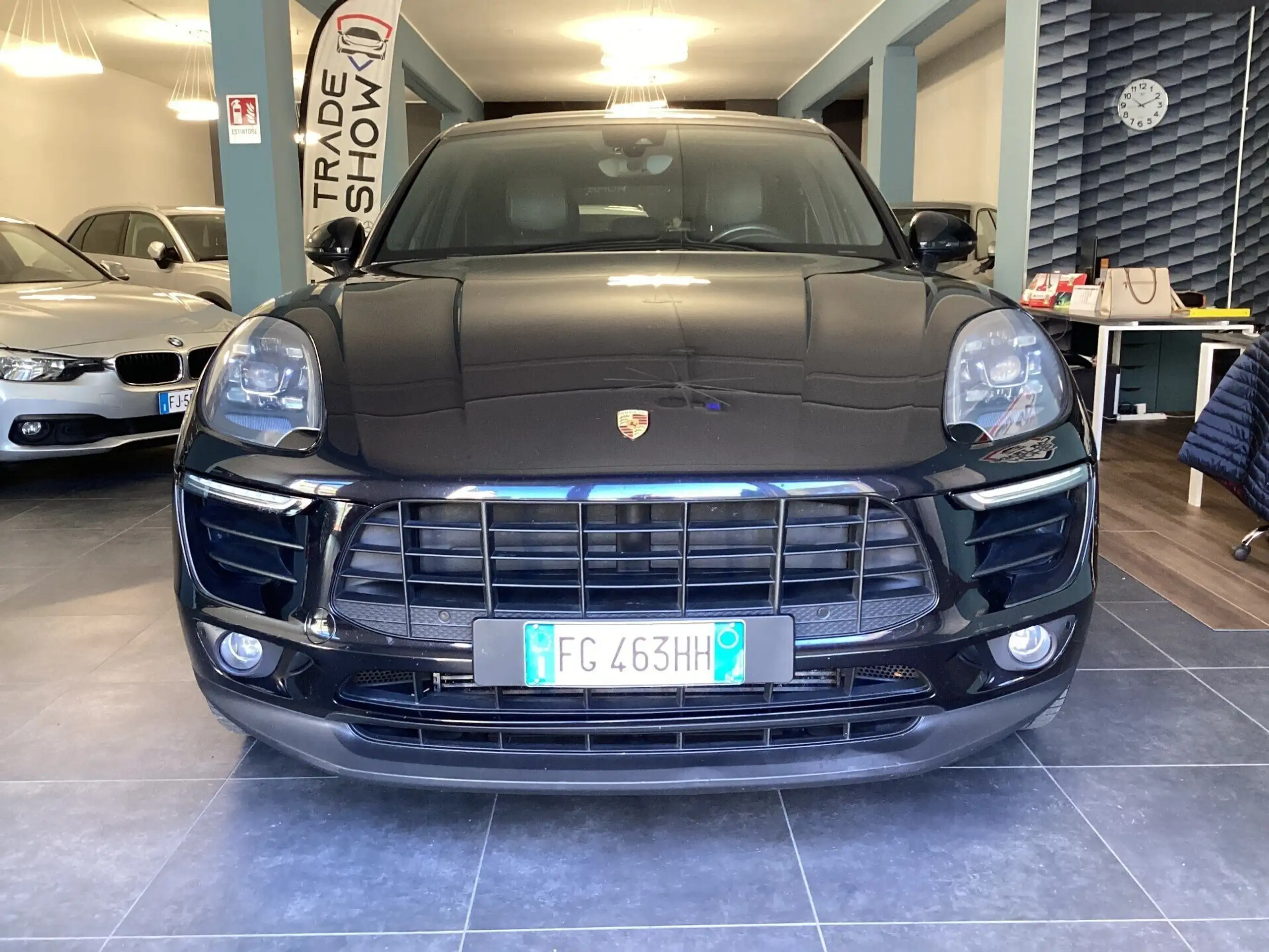 Porsche - Macan