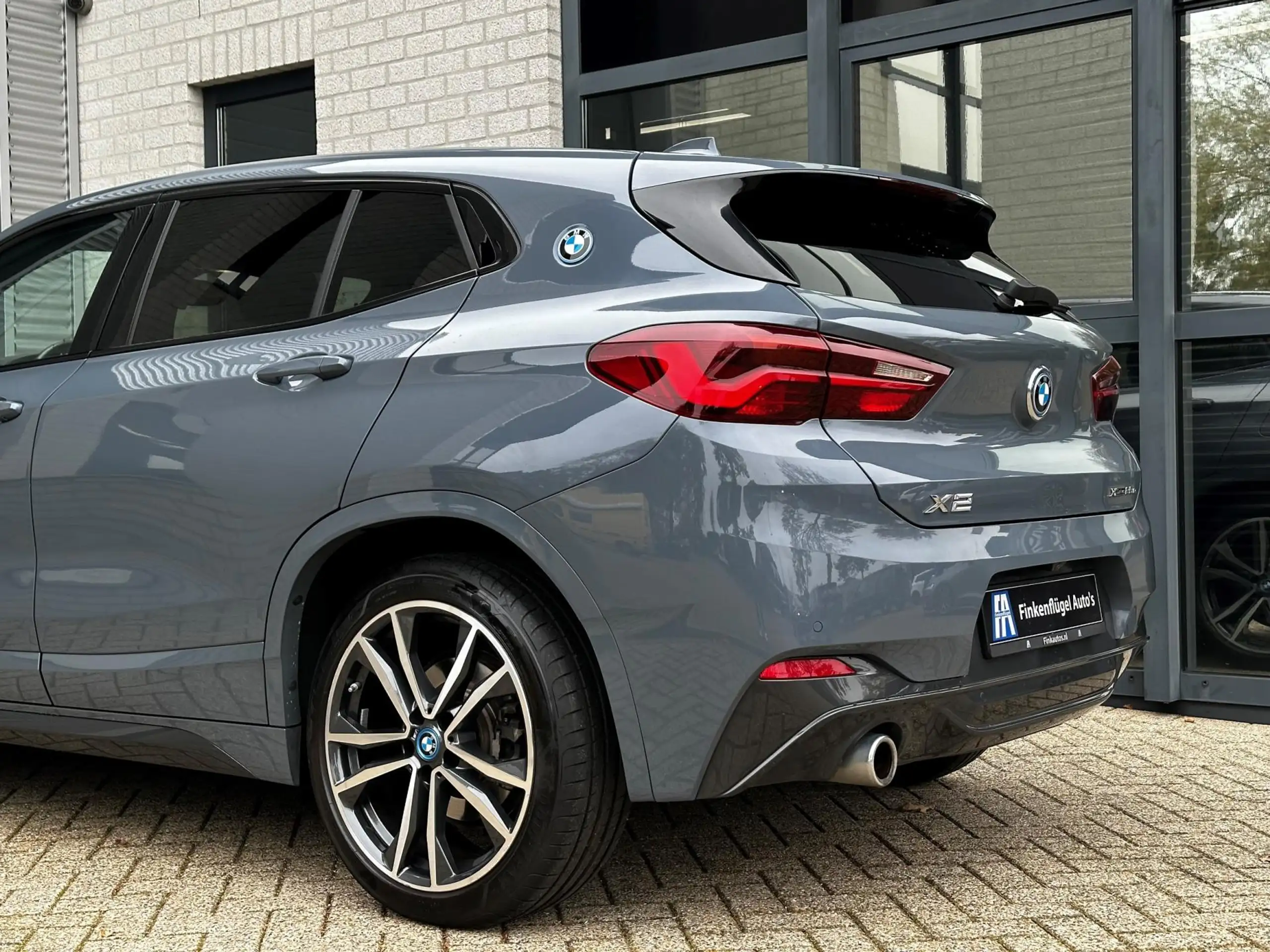 BMW - X2