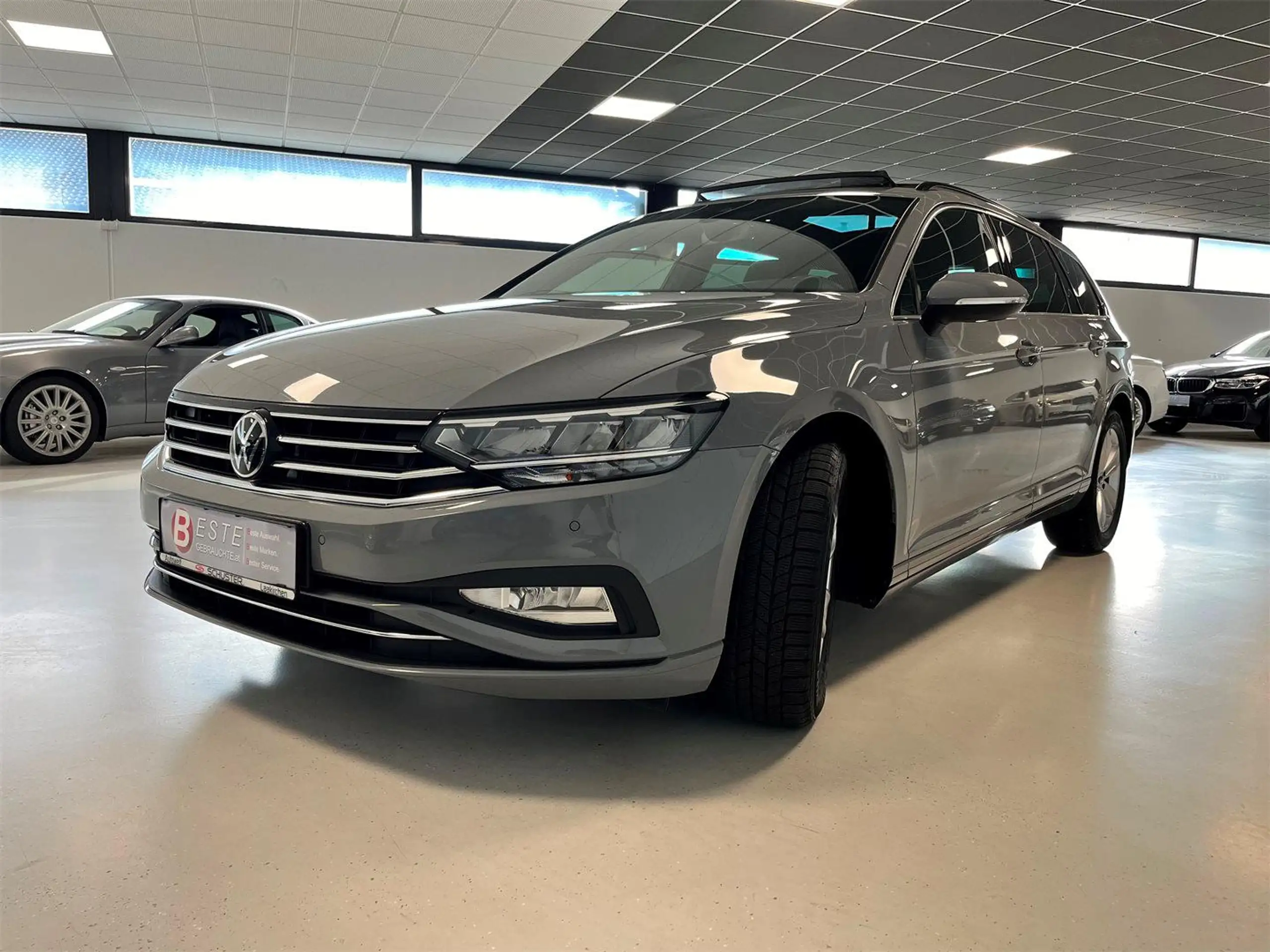 Volkswagen - Passat Variant