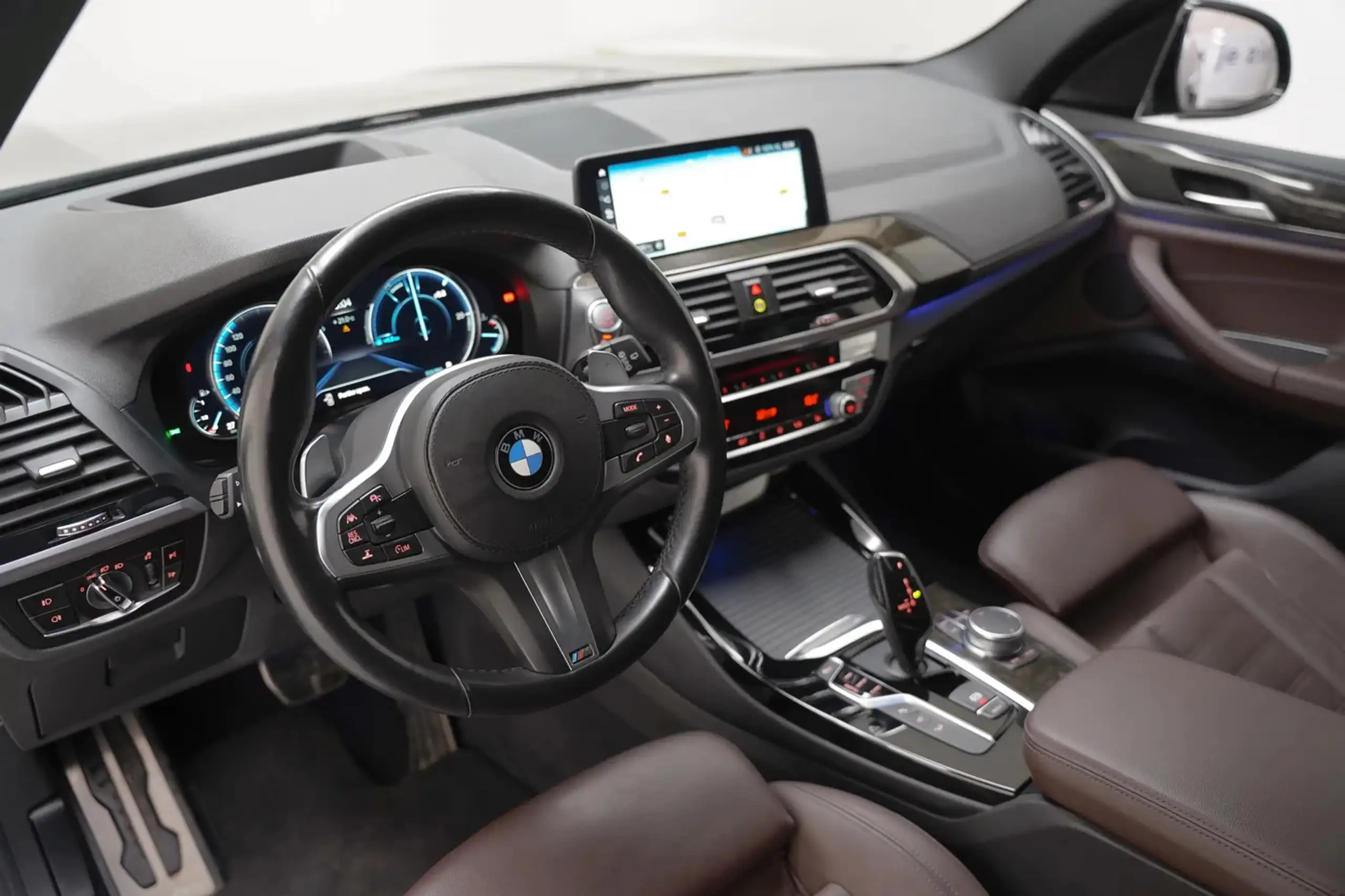 BMW - X3