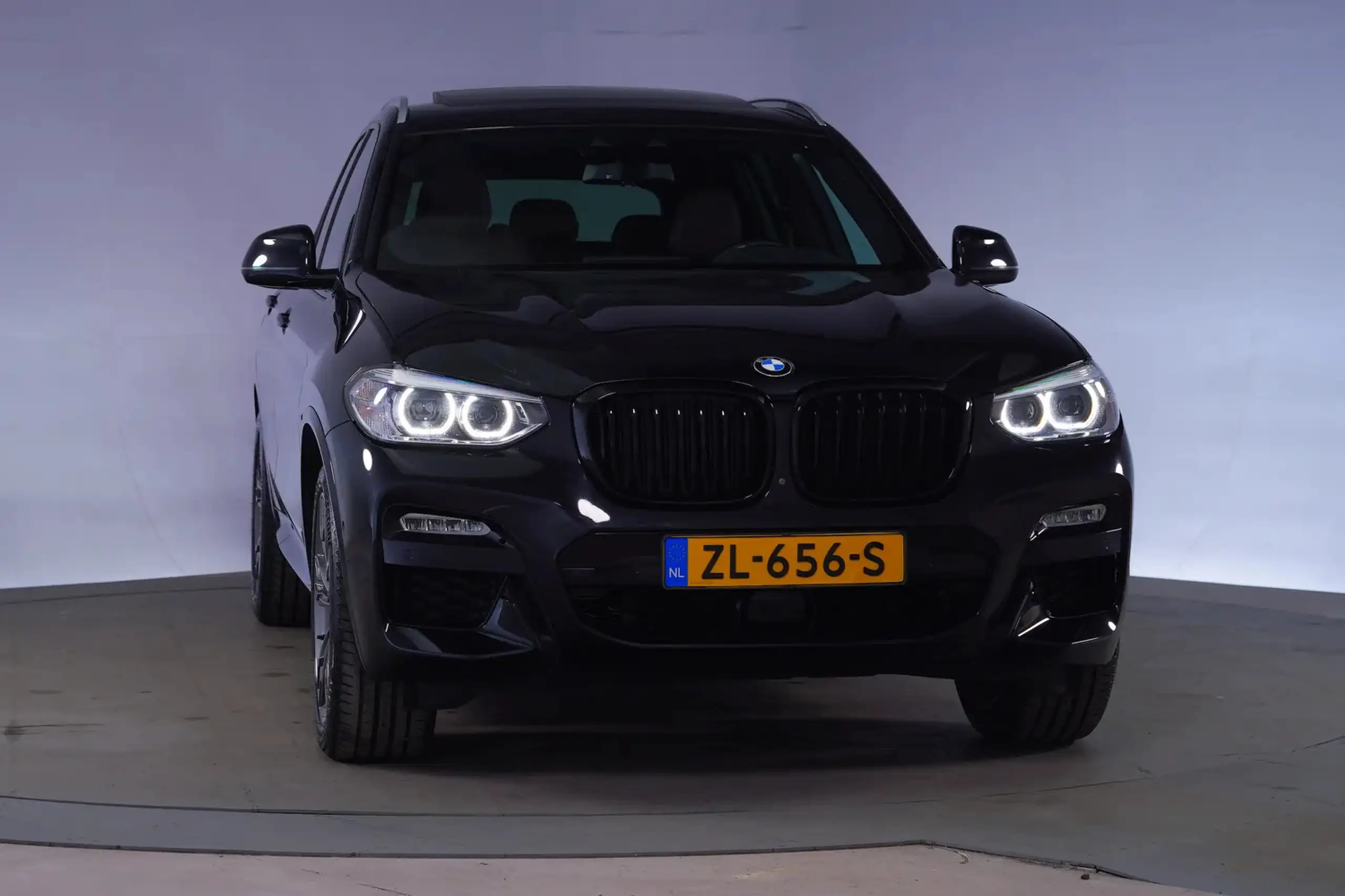 BMW - X3