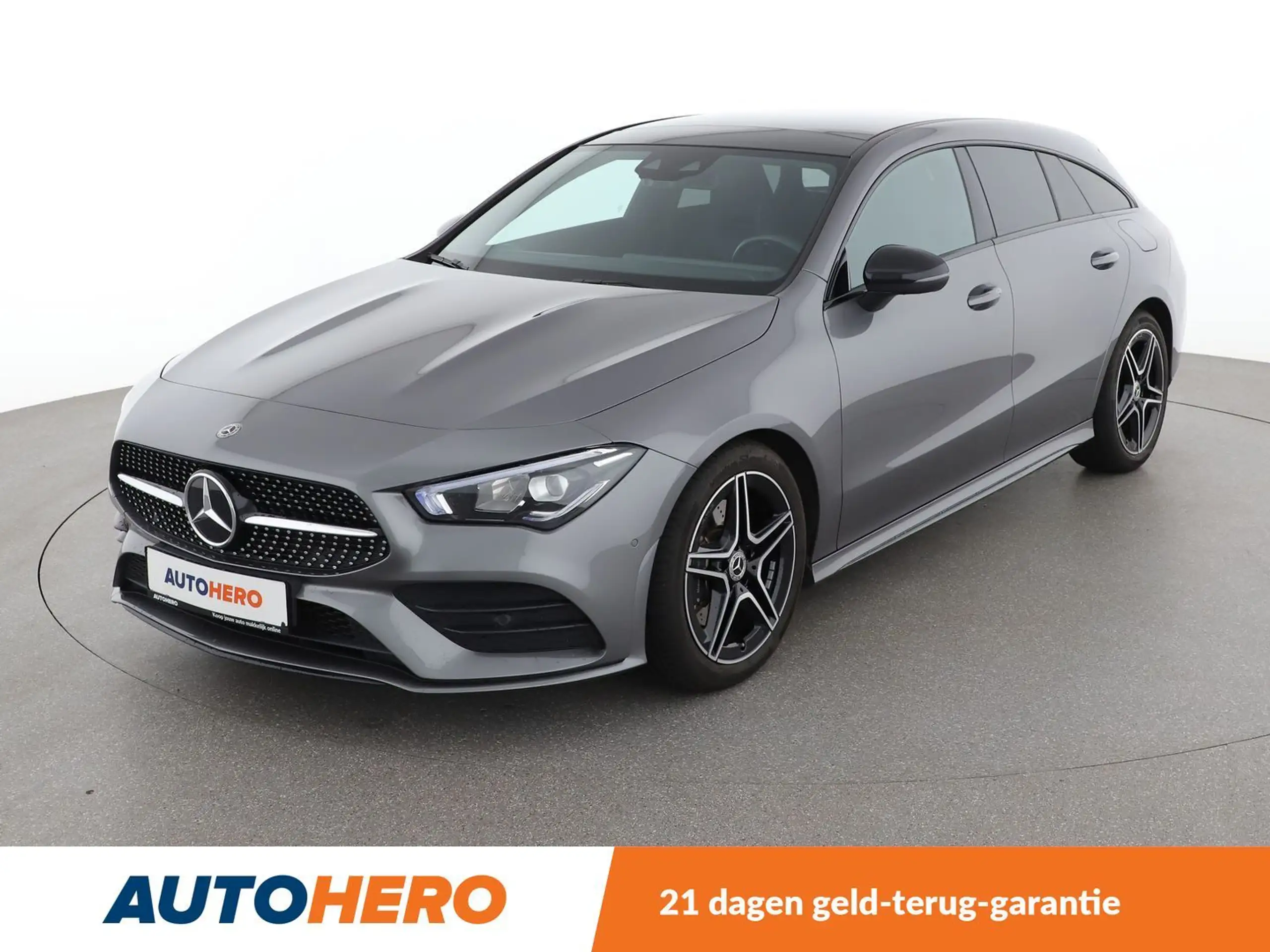 Mercedes-Benz - CLA 200