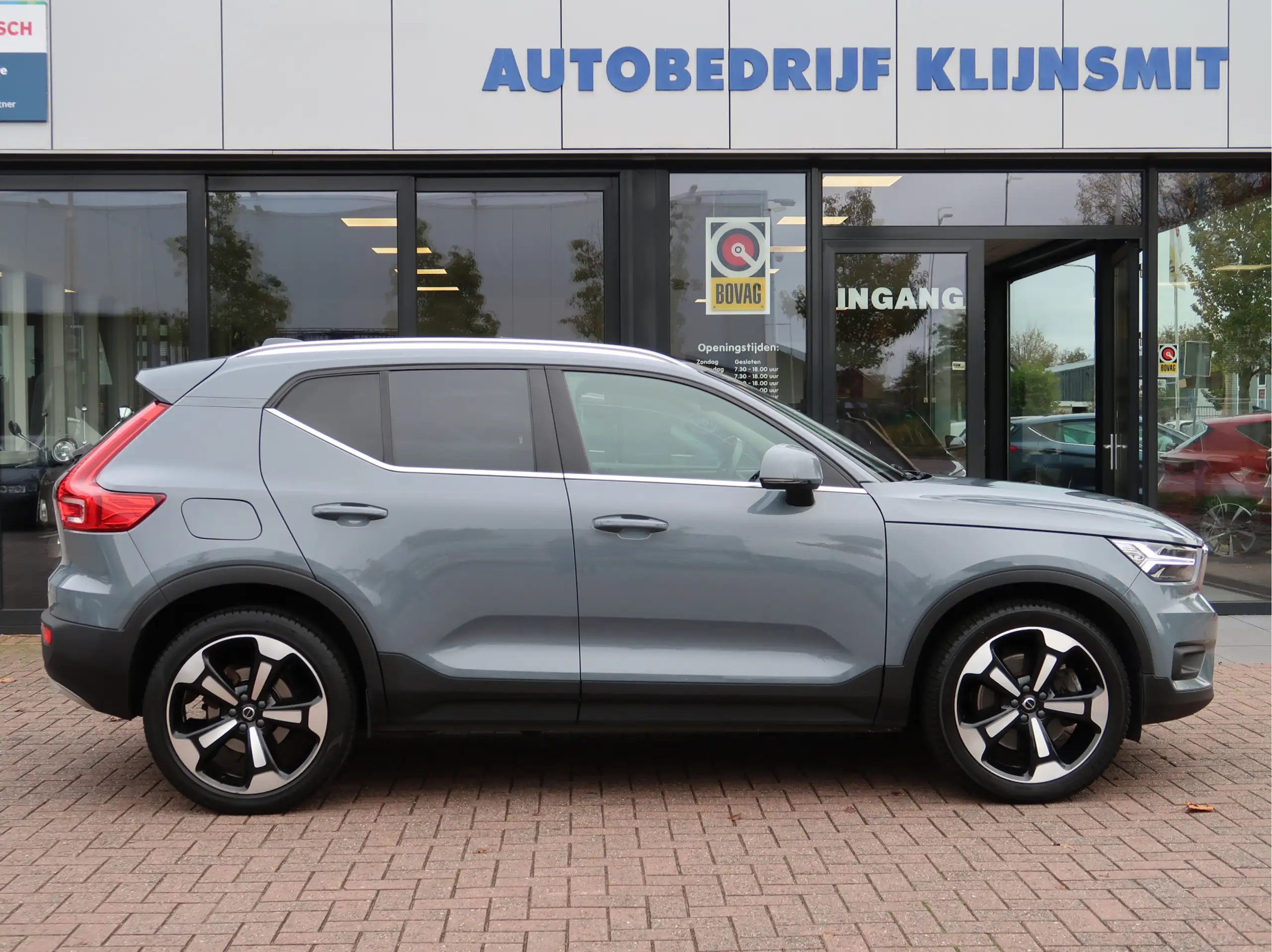 Volvo - XC40