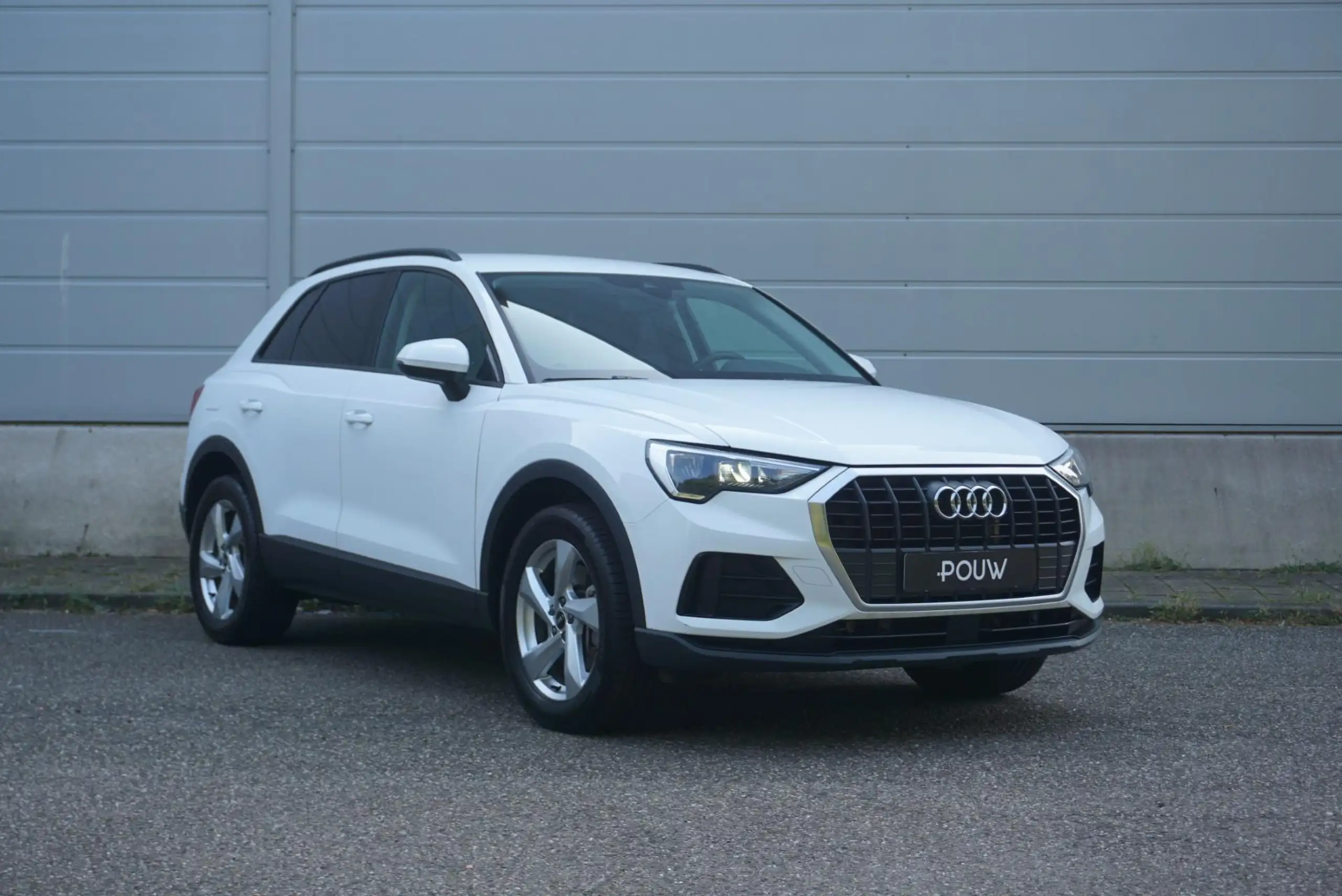 Audi - Q3