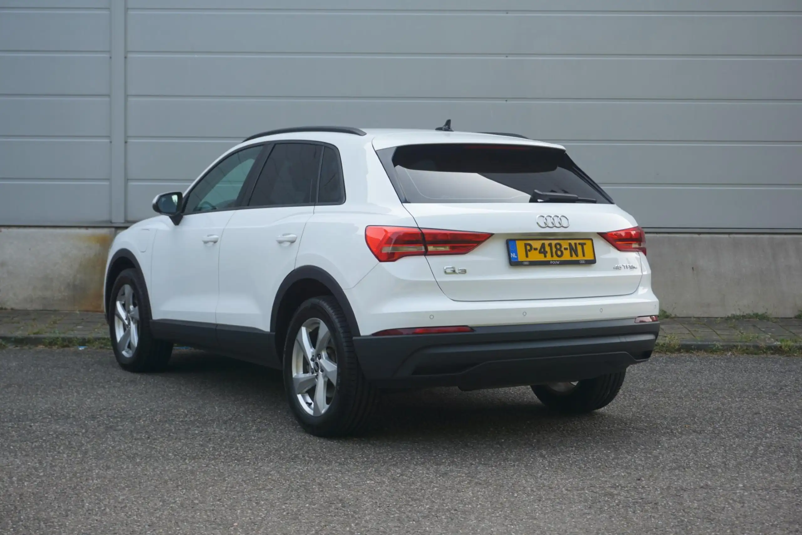 Audi - Q3