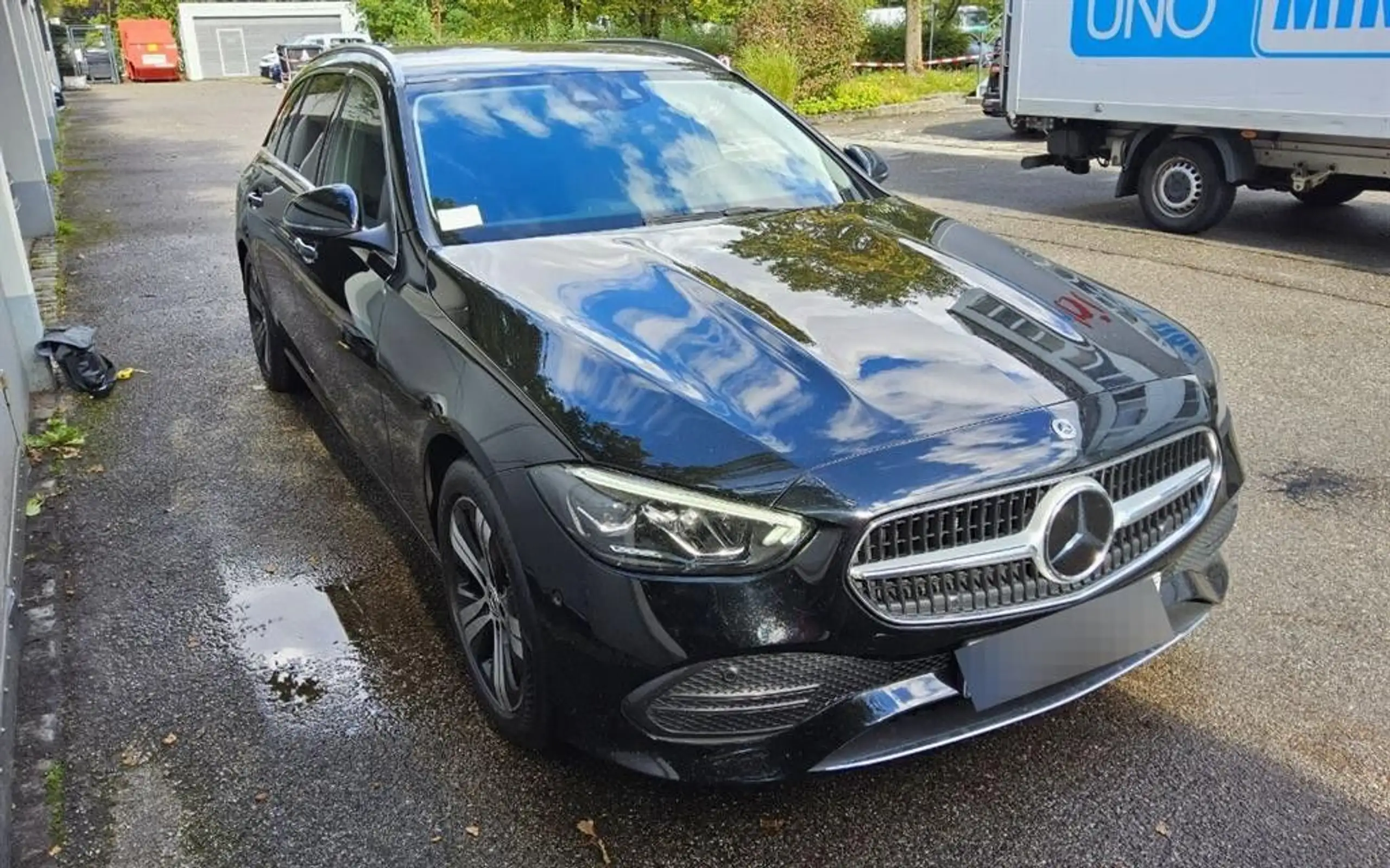 Mercedes-Benz - C 220