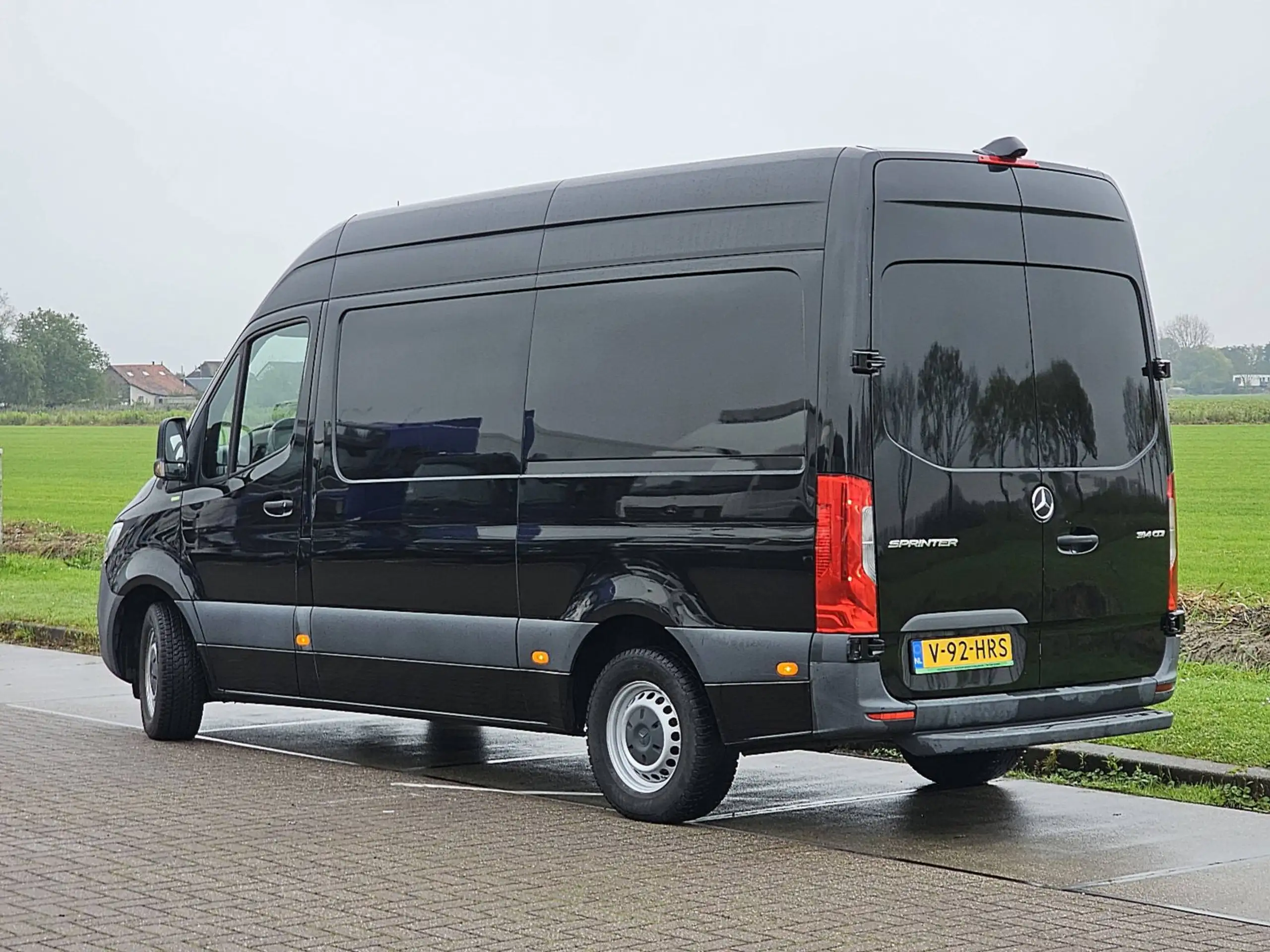 Mercedes-Benz - Sprinter