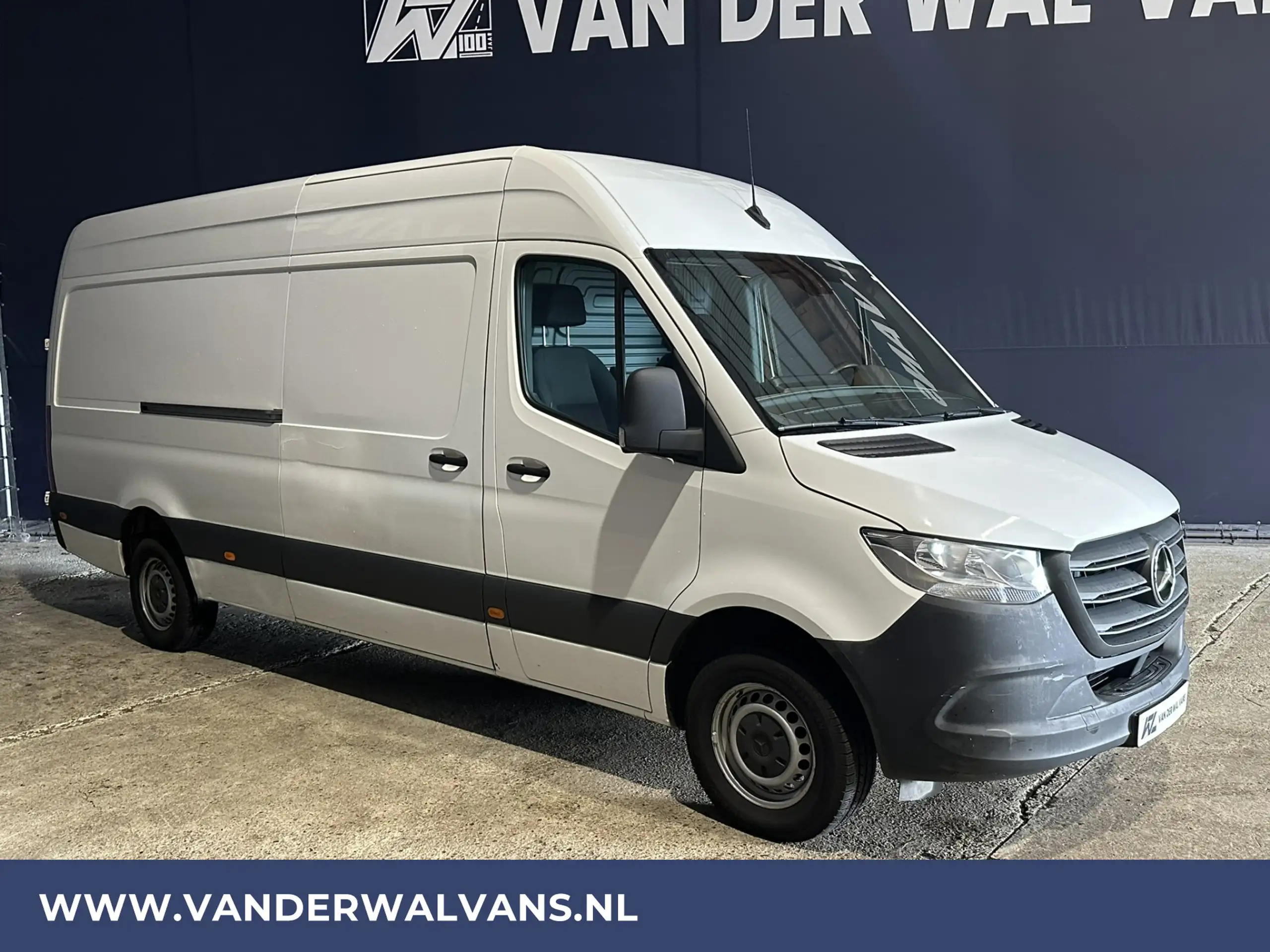 Mercedes-Benz - Sprinter