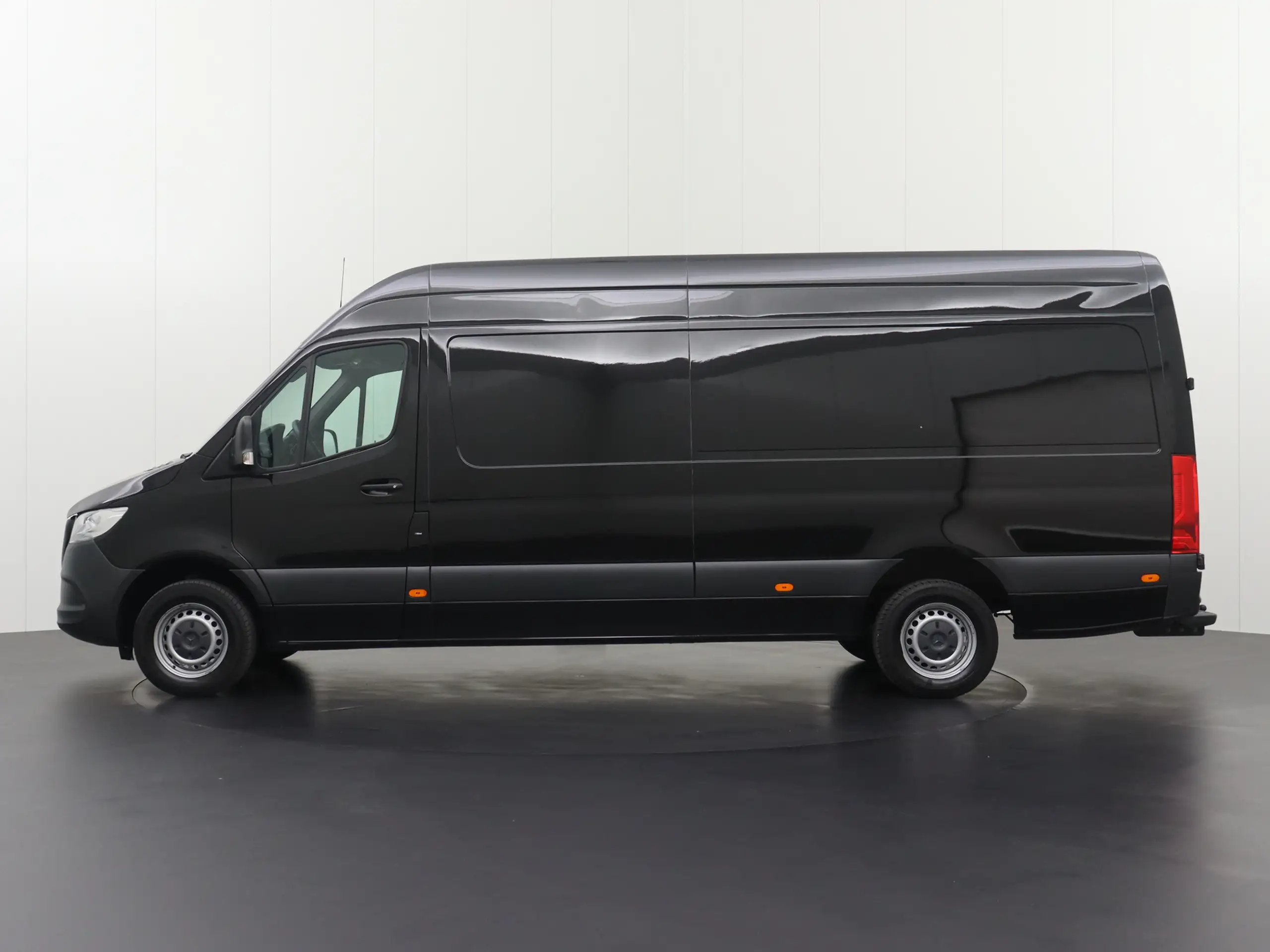 Mercedes-Benz - Sprinter