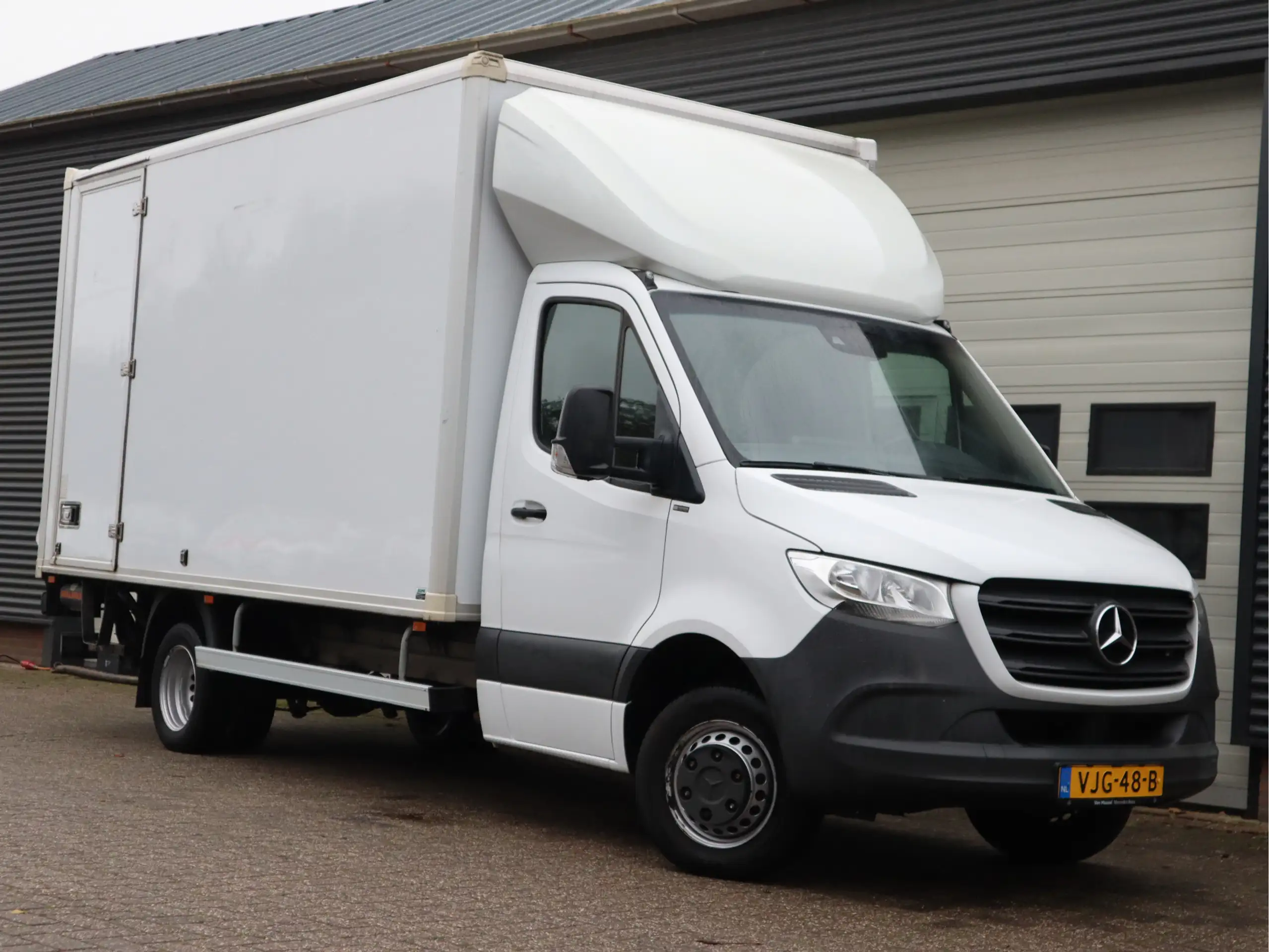 Mercedes-Benz - Sprinter