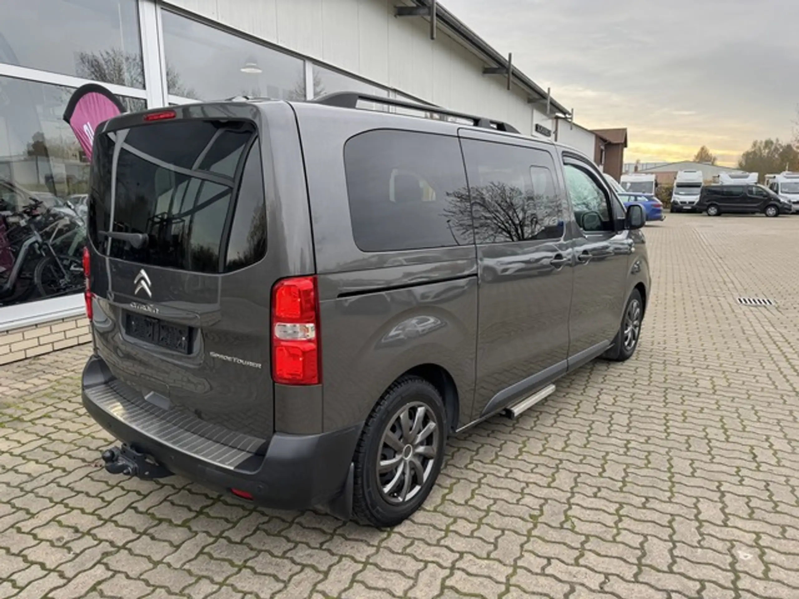 Citroen - Spacetourer