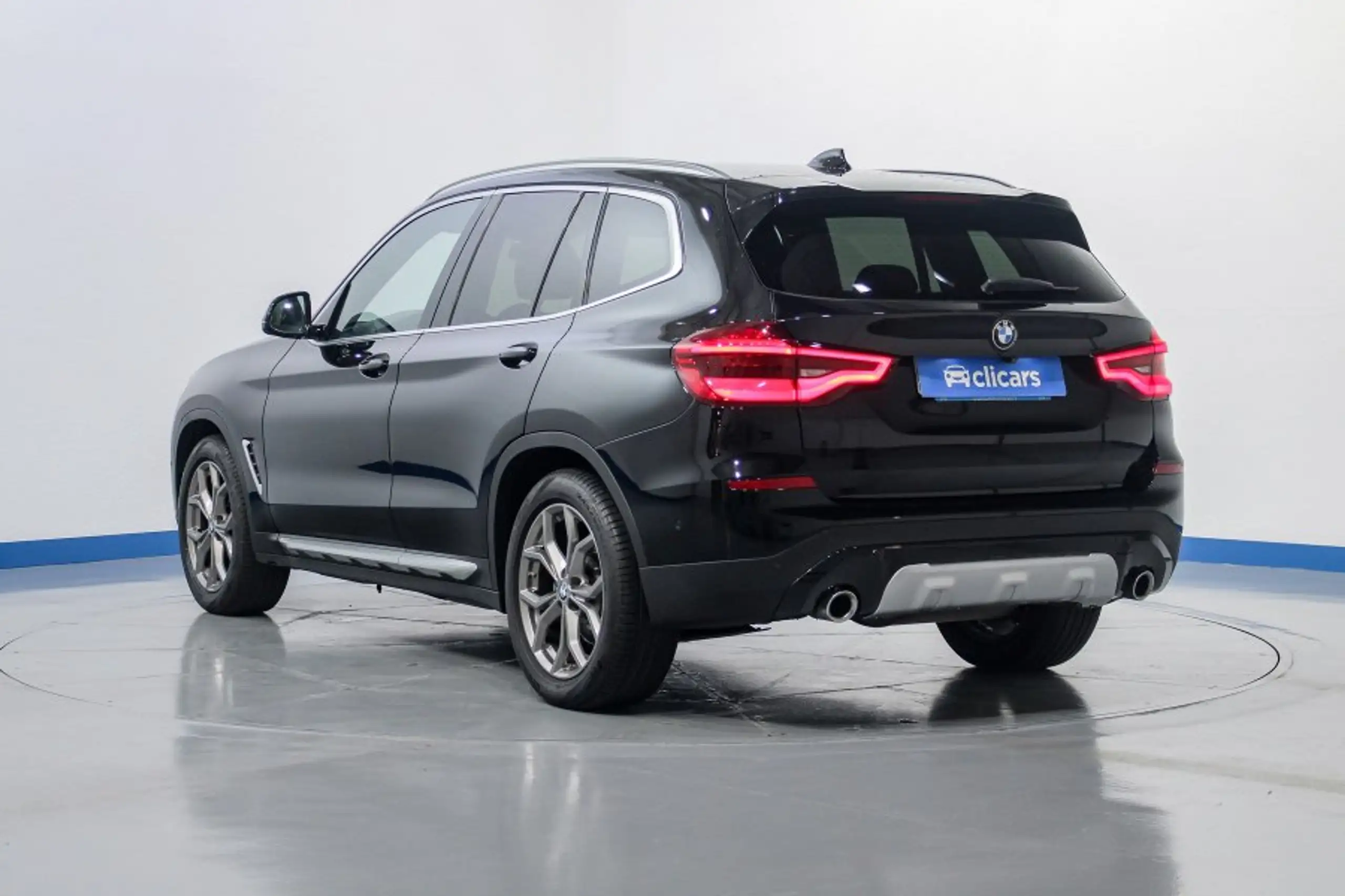 BMW - X3