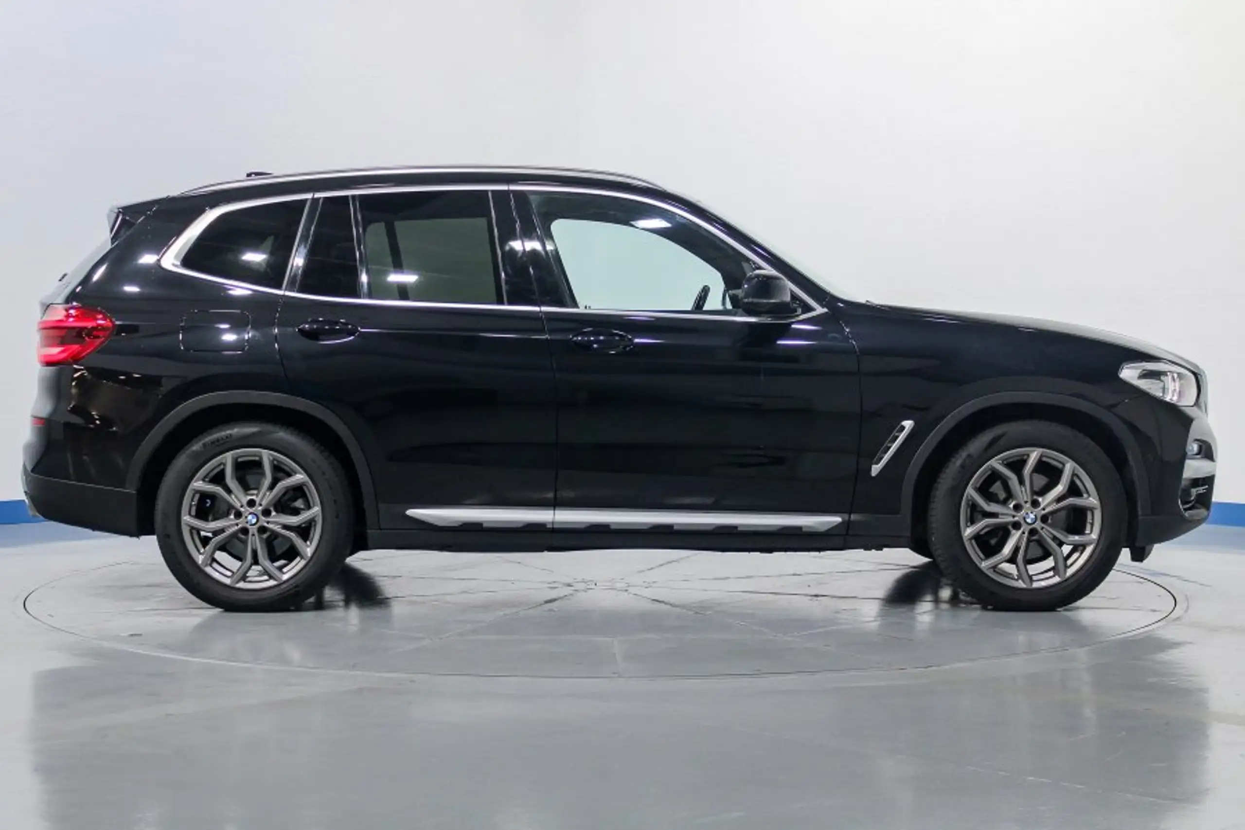 BMW - X3