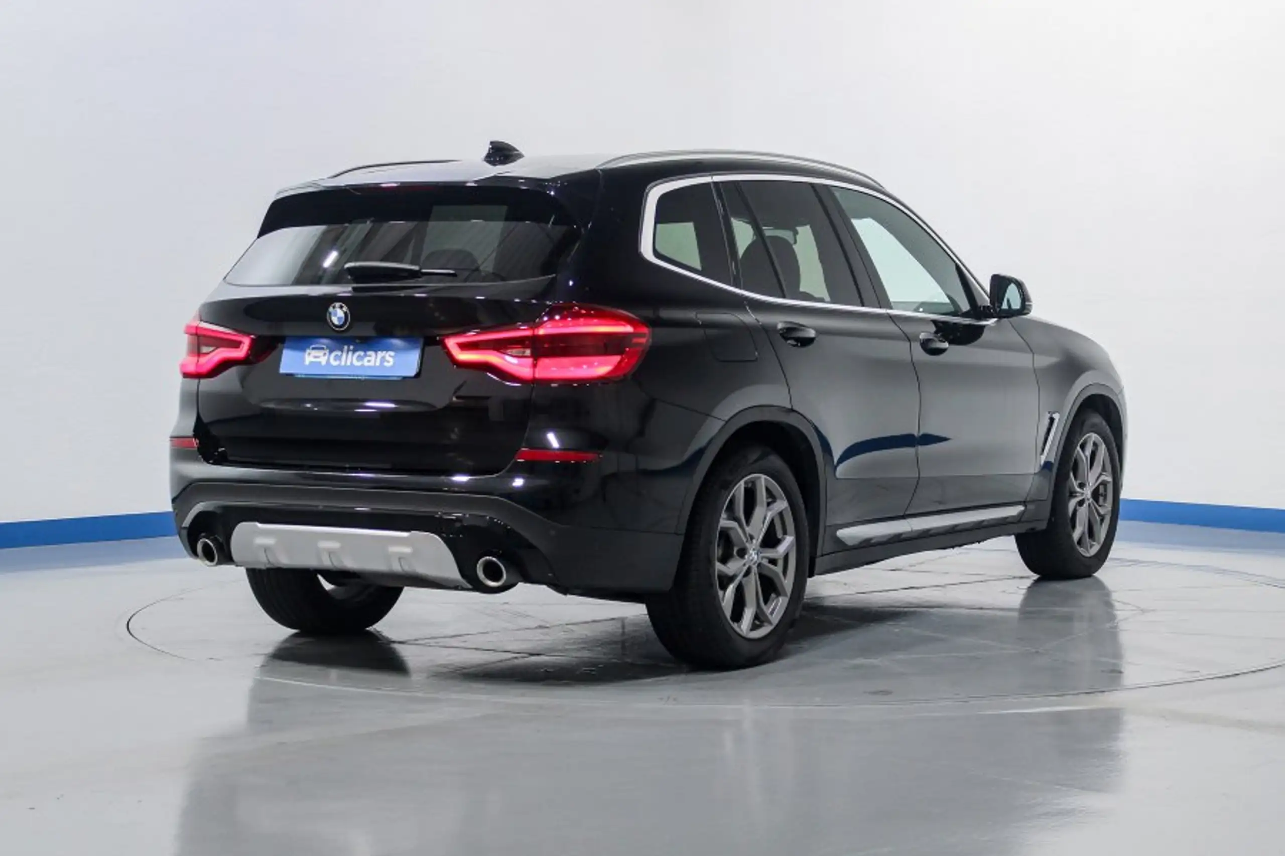 BMW - X3