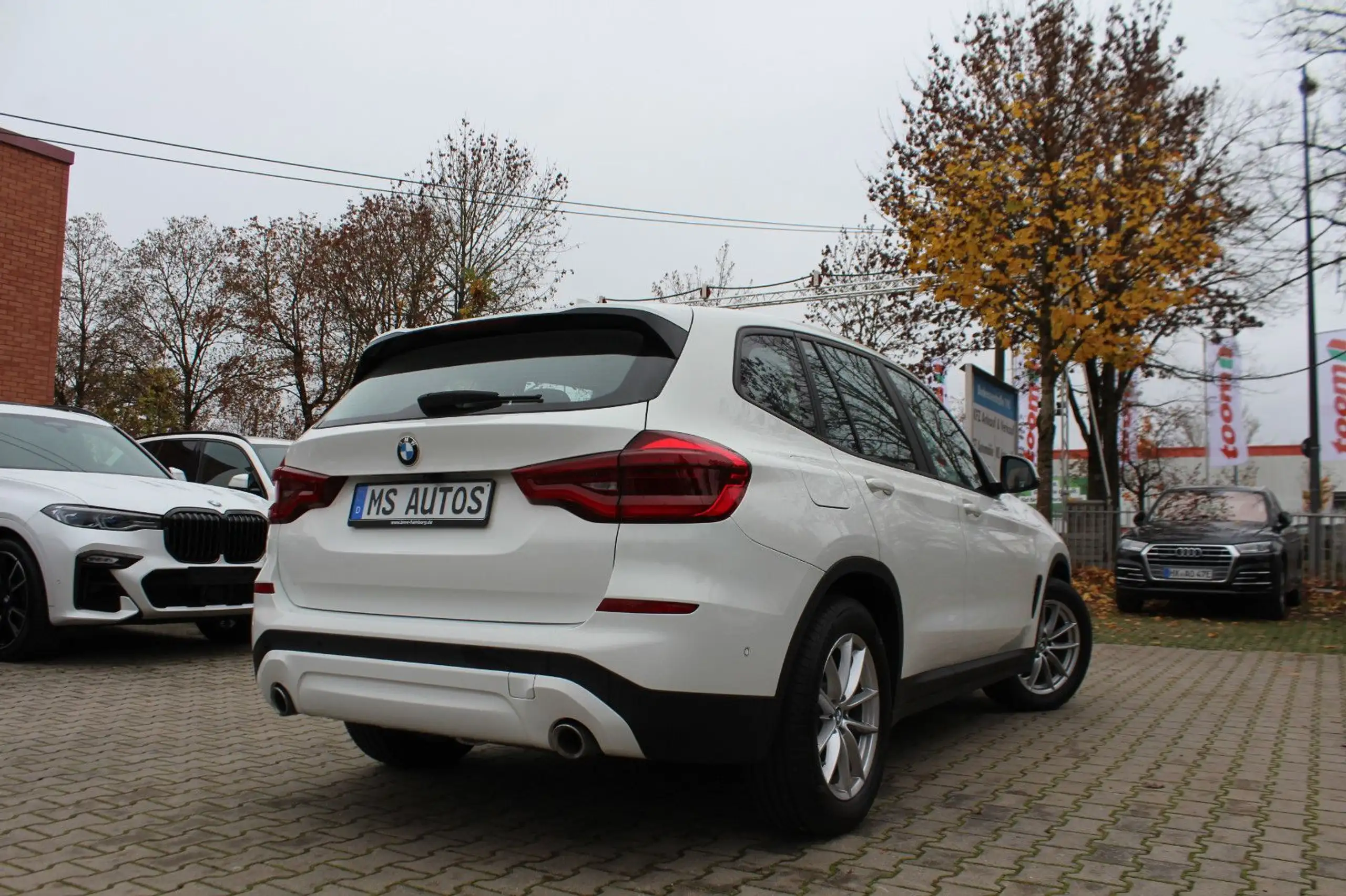 BMW - X3