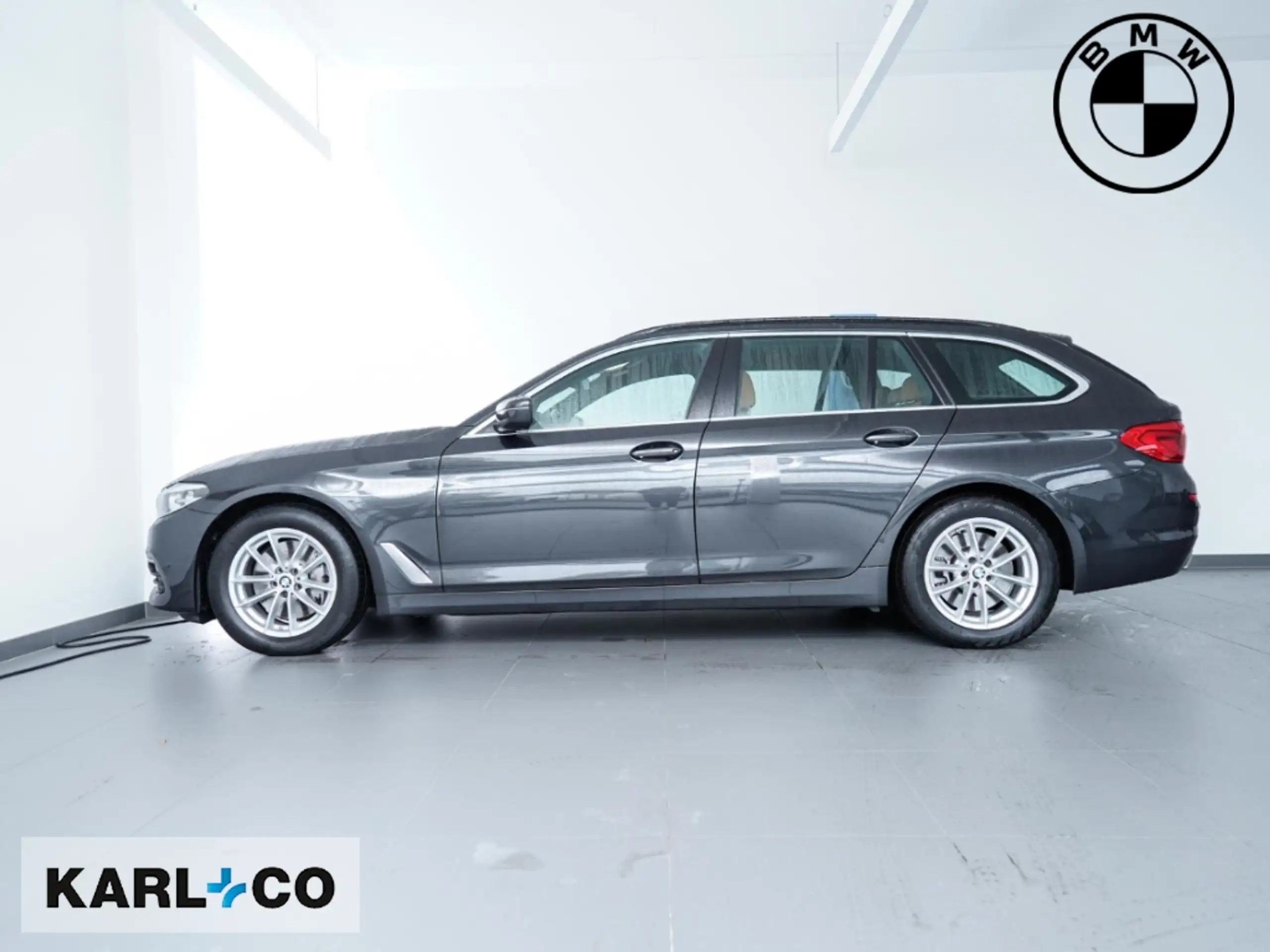 BMW - 540