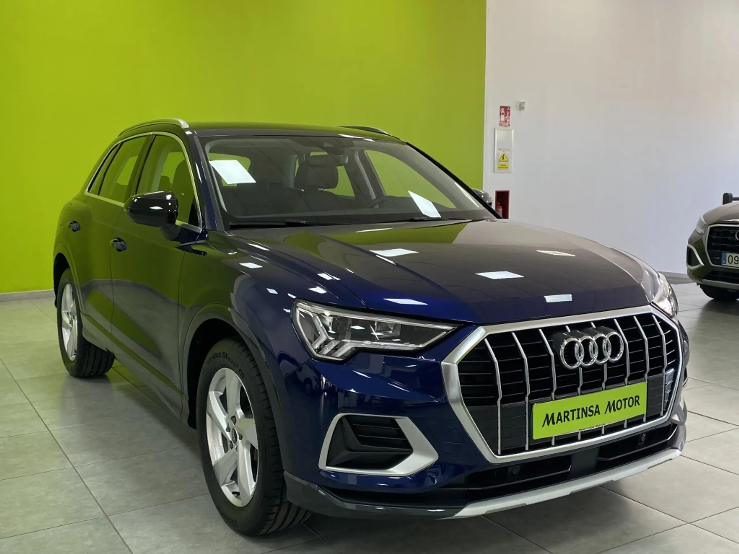 Audi - Q3