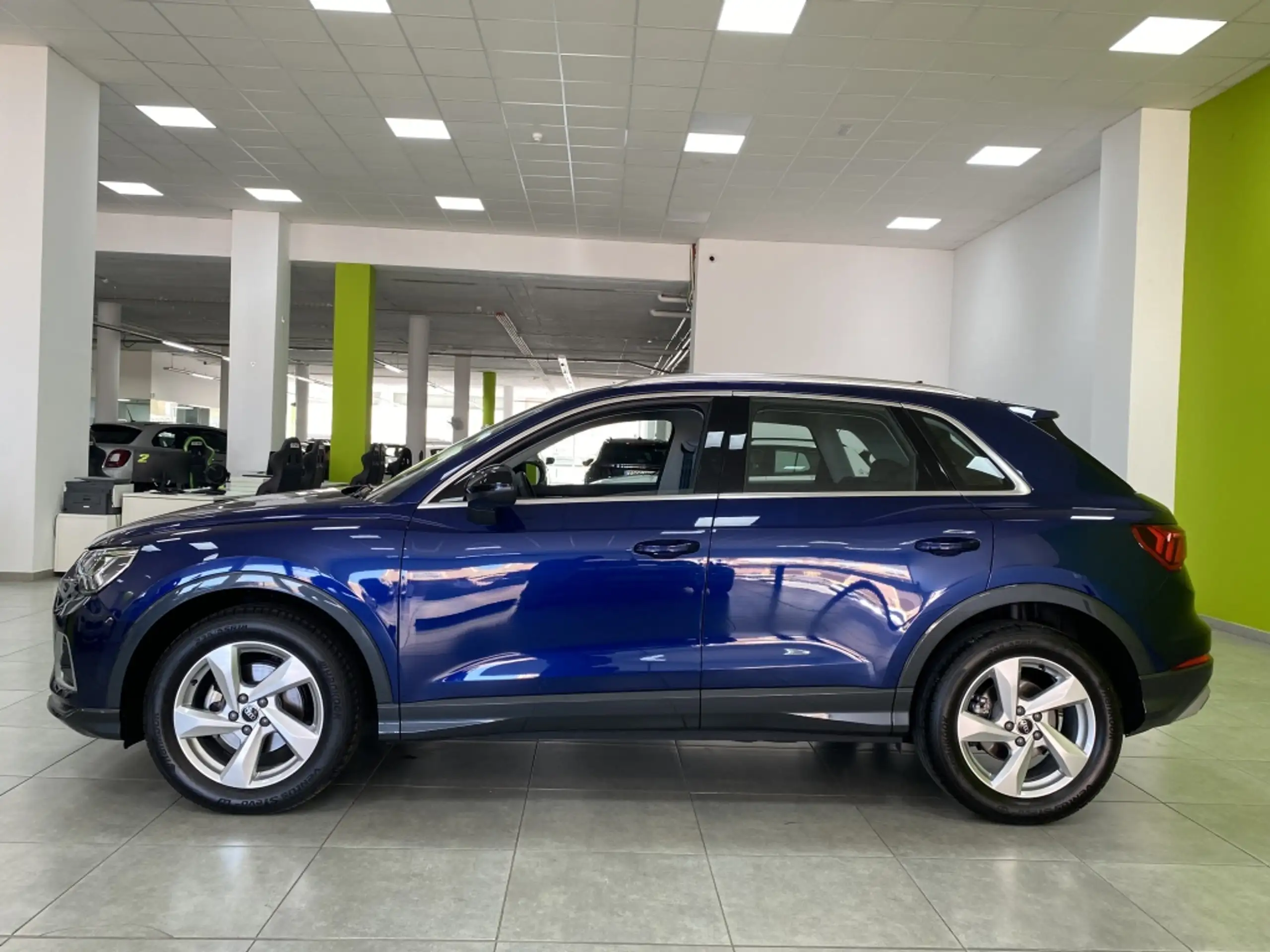 Audi - Q3