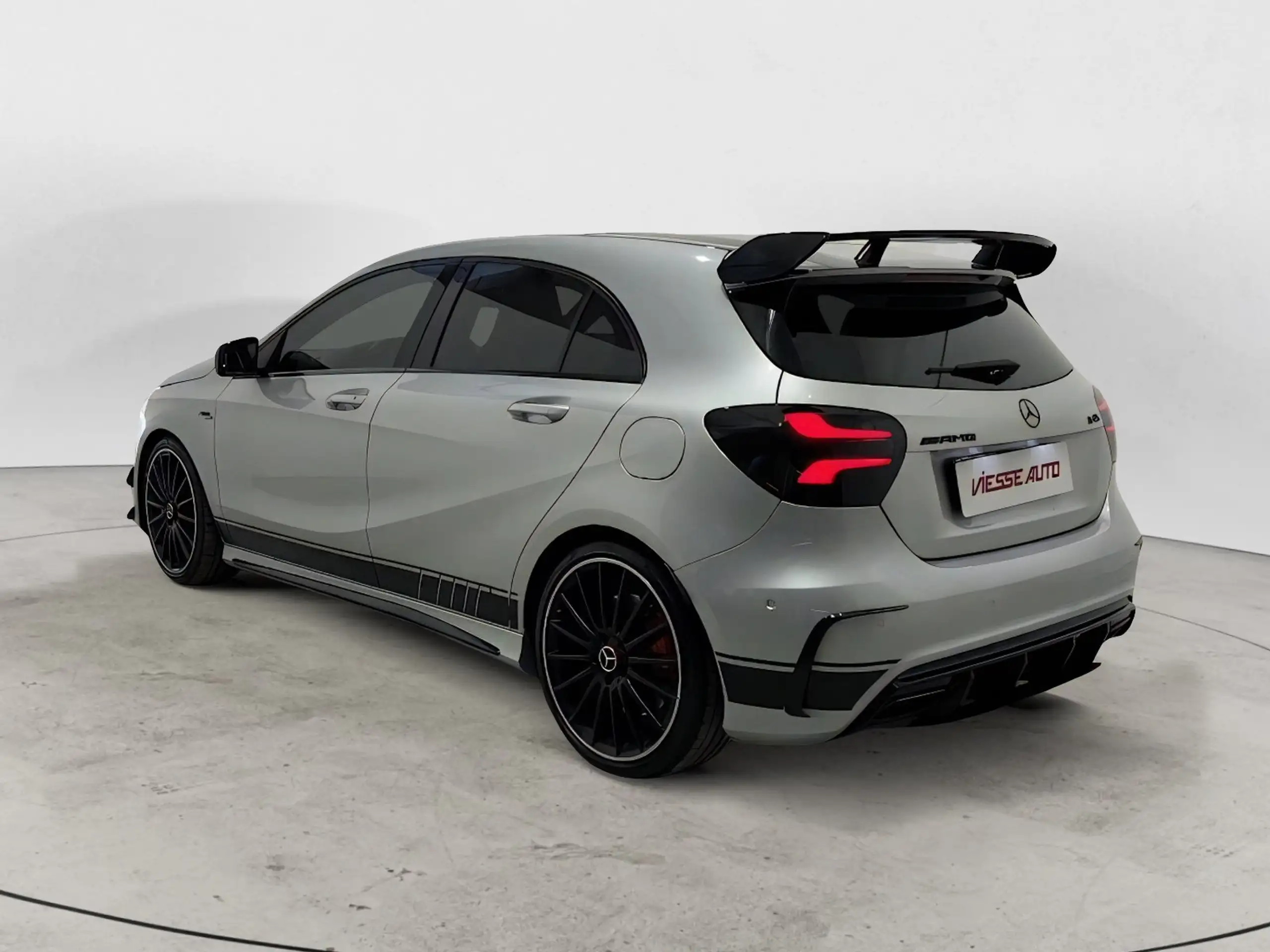 Mercedes-Benz - A 45 AMG