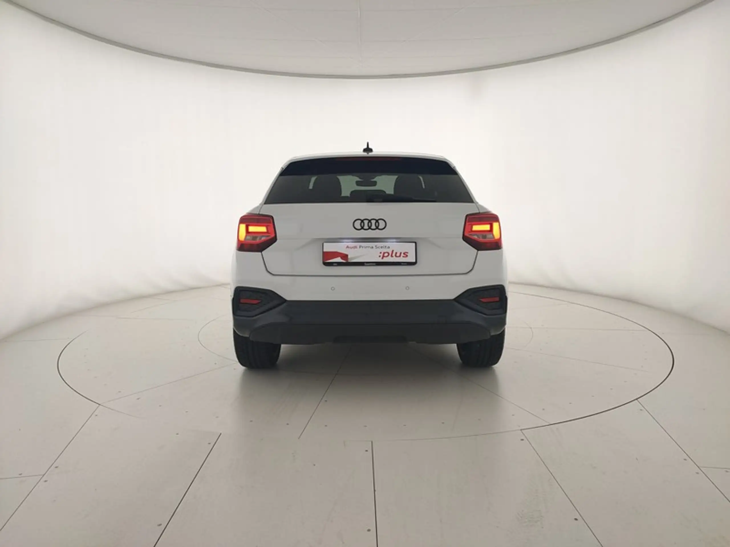 Audi - Q2