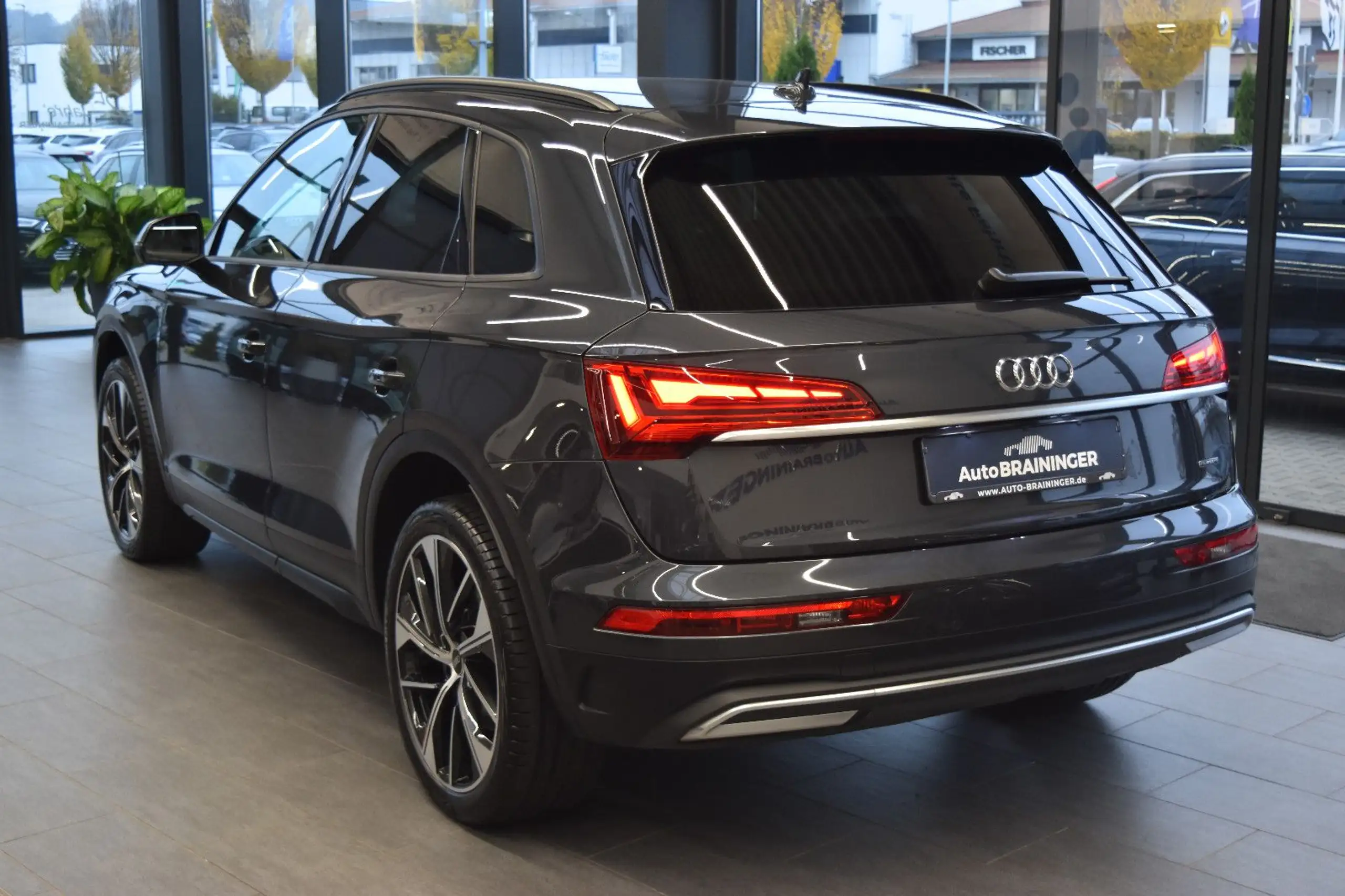 Audi - Q5