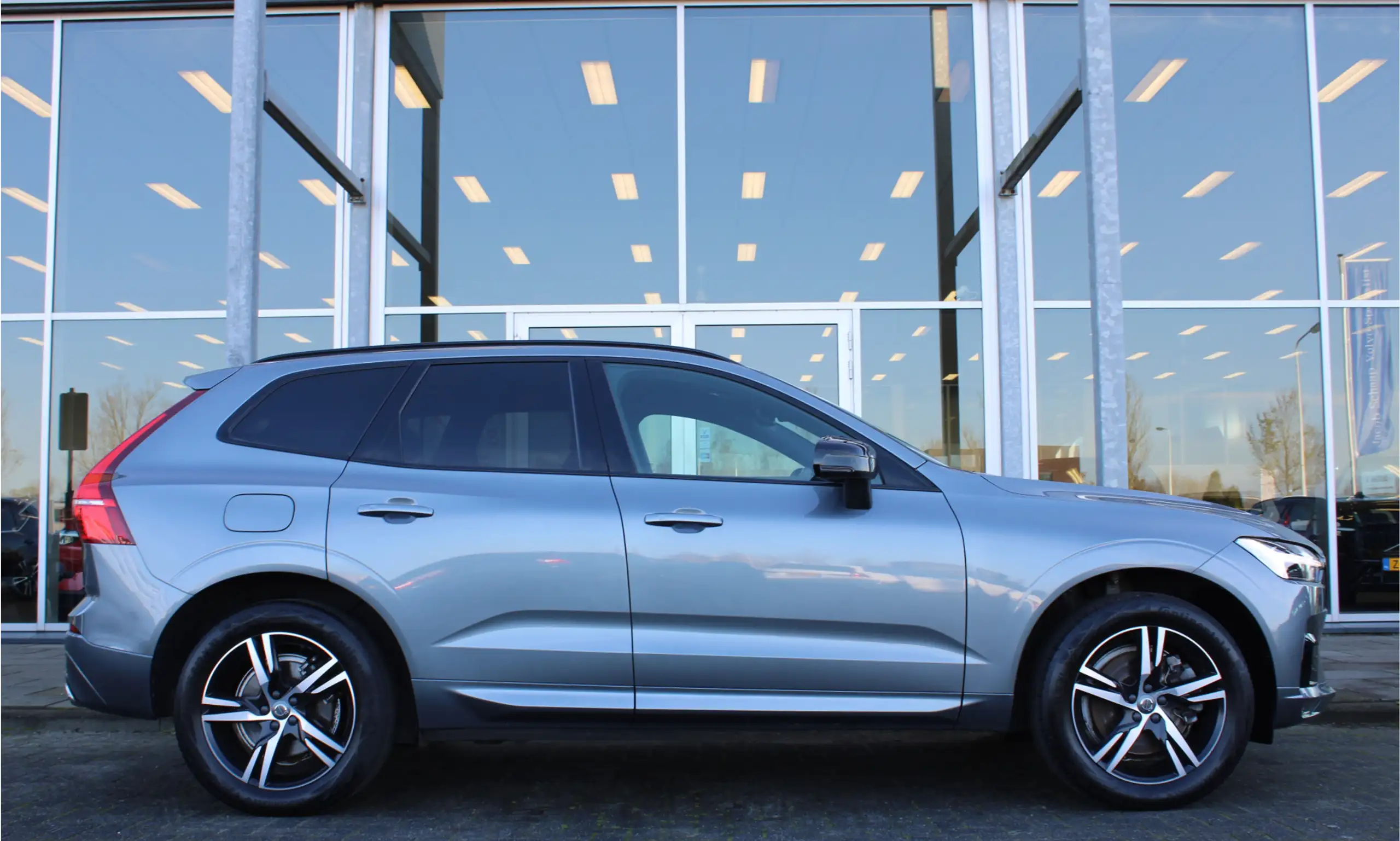 Volvo - XC60