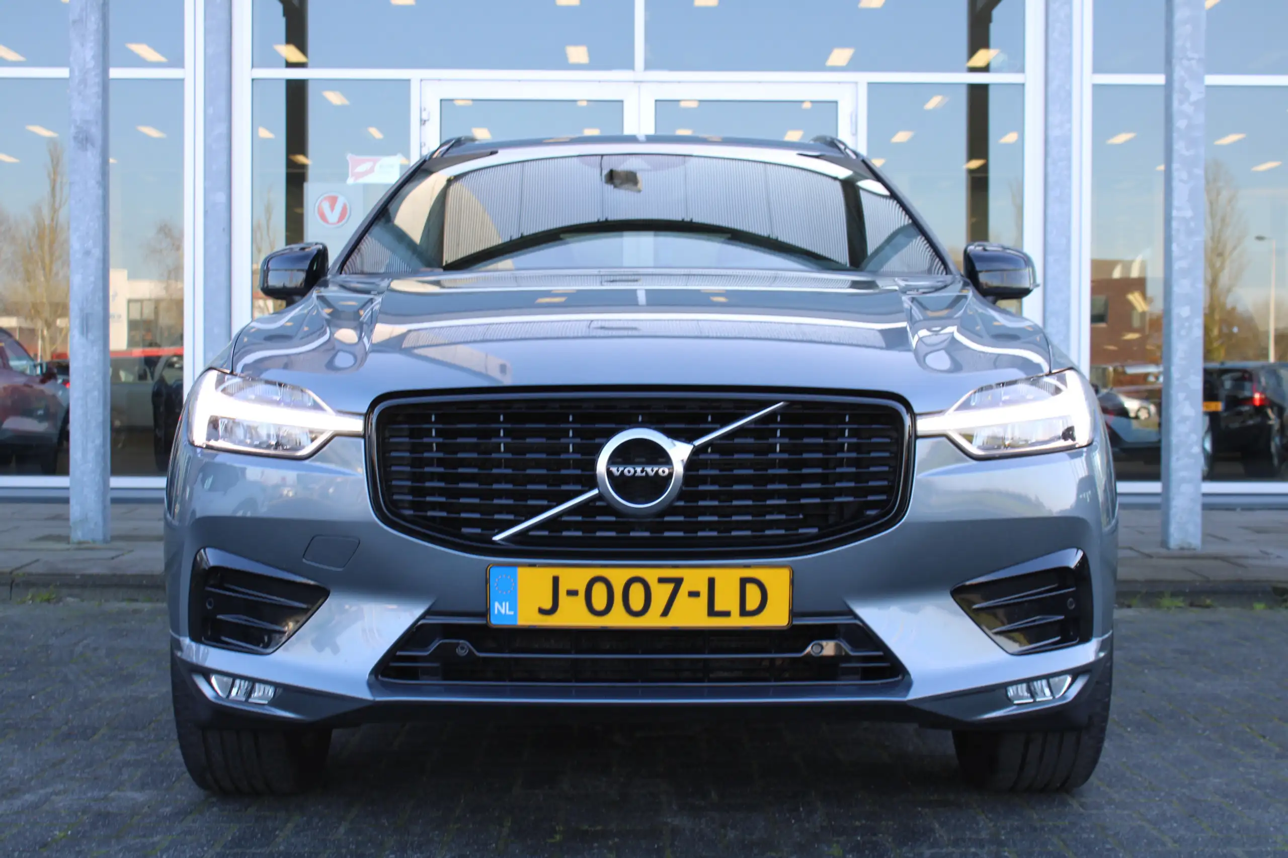 Volvo - XC60