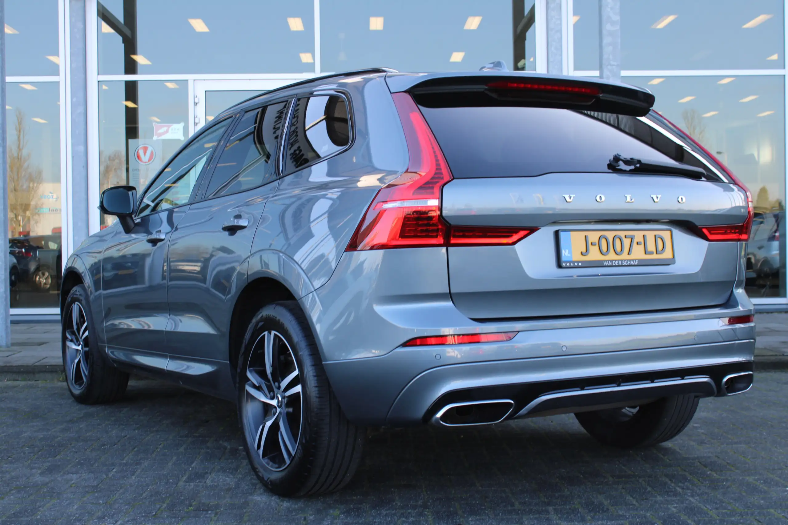 Volvo - XC60