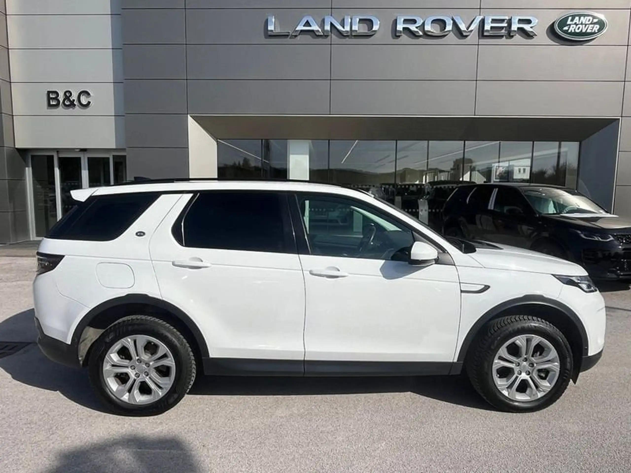 Land Rover - Discovery Sport