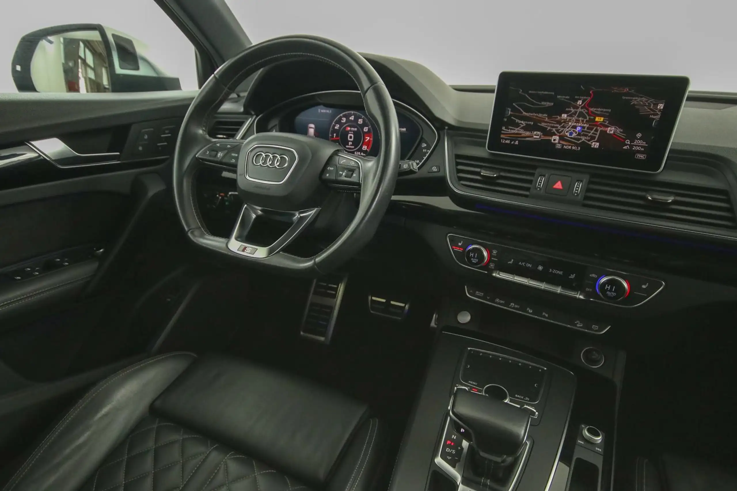 Audi - SQ5