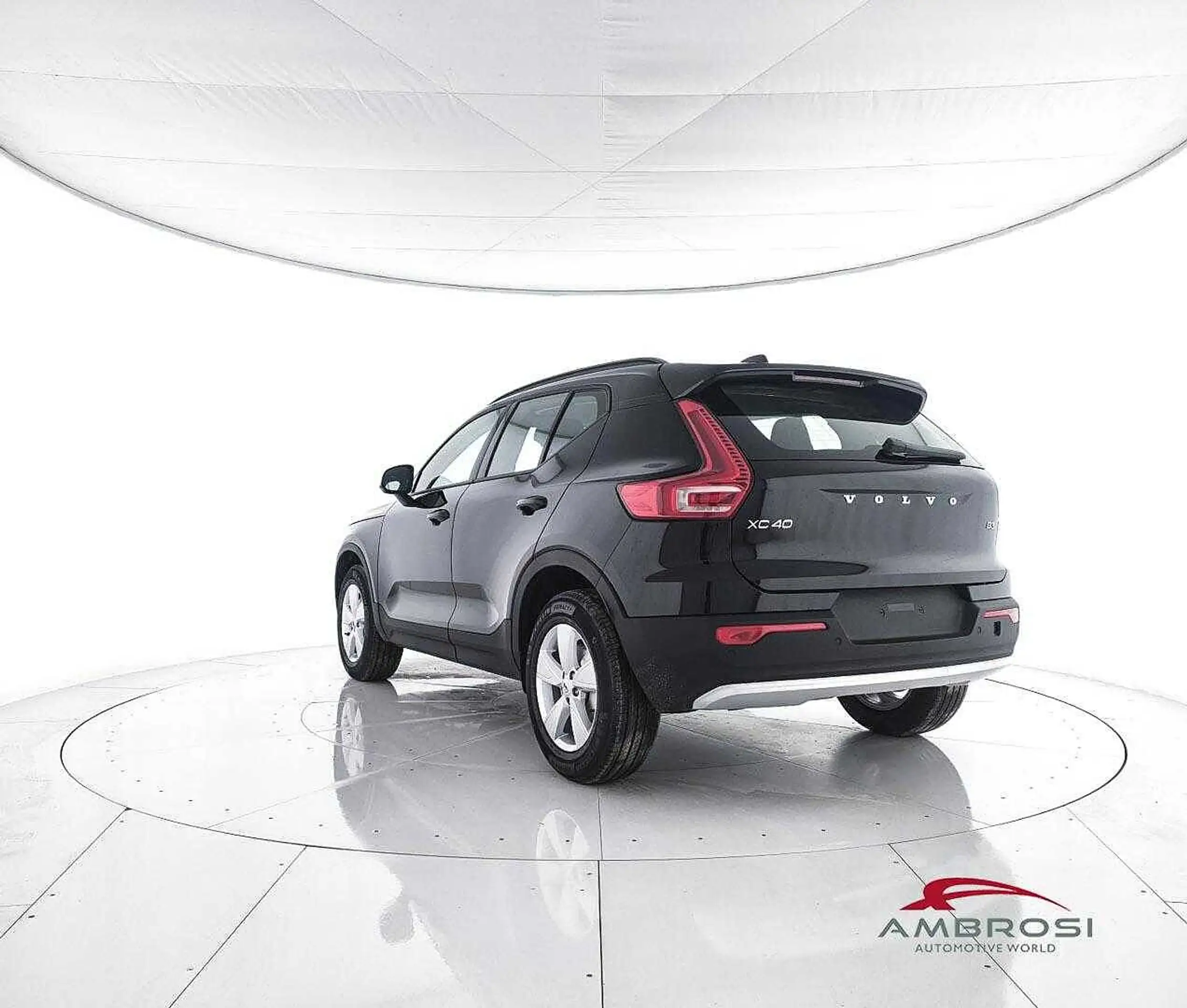 Volvo - XC40