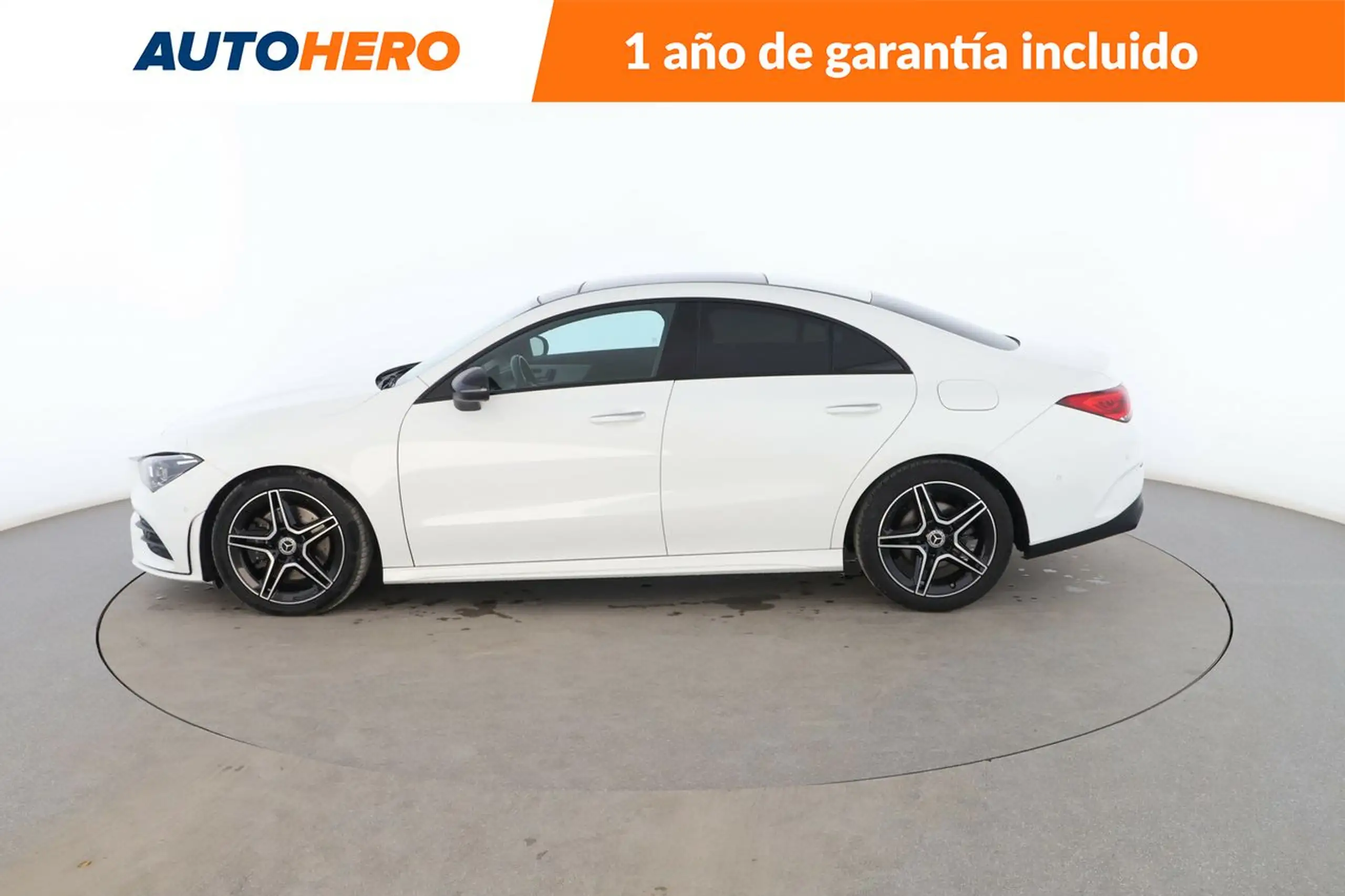 Mercedes-Benz - CLA 200