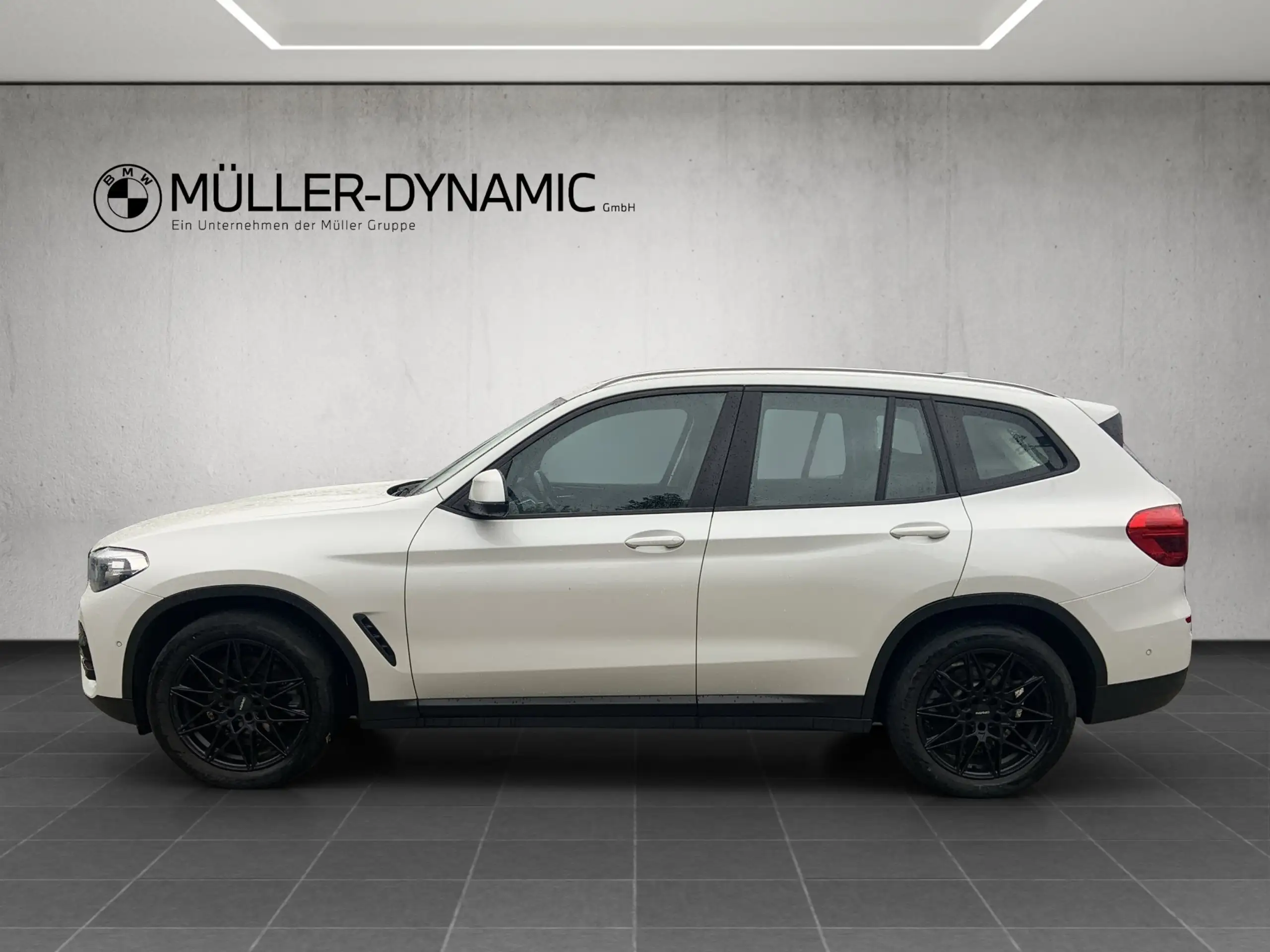 BMW - X3