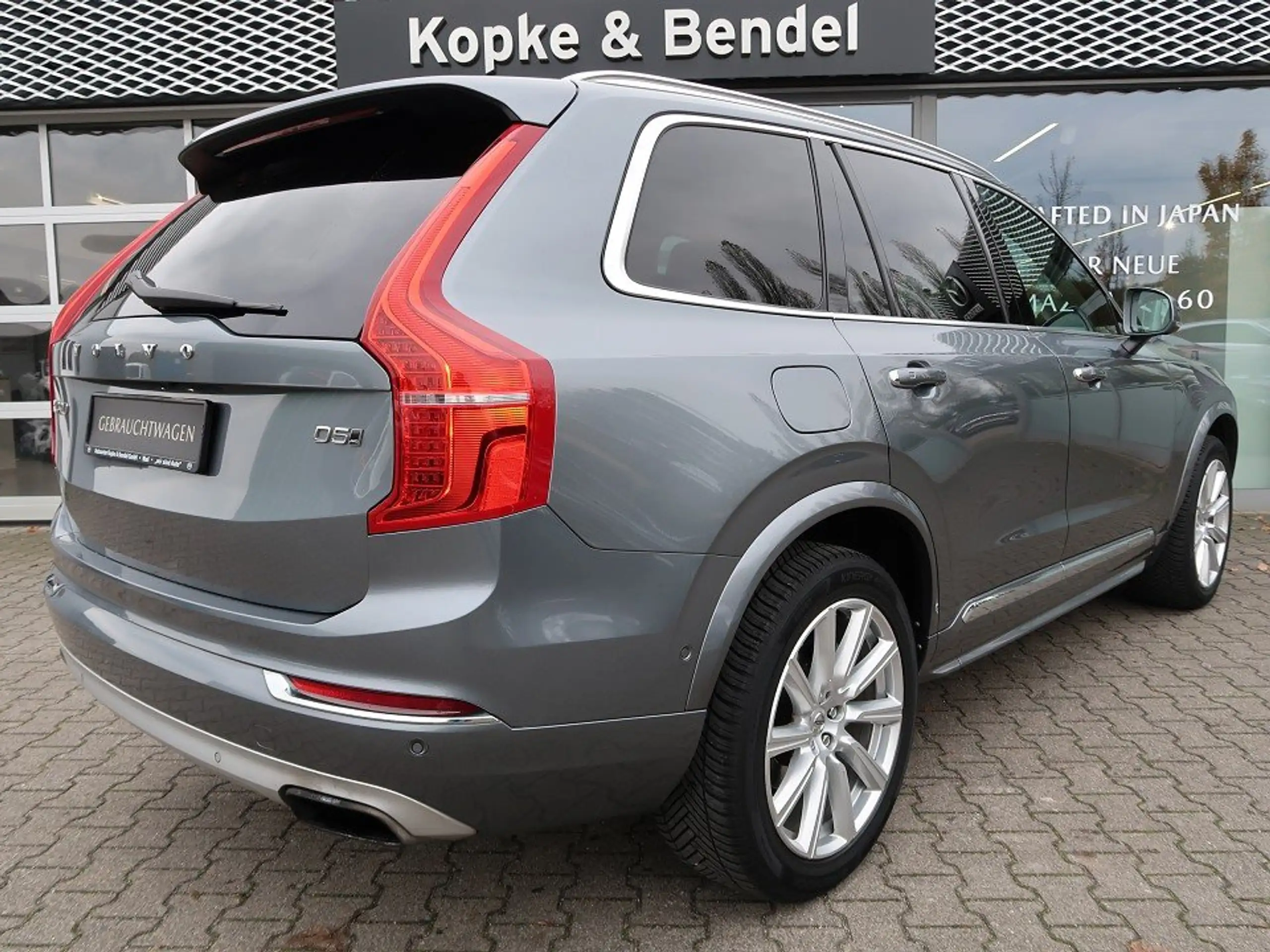 Volvo - XC90