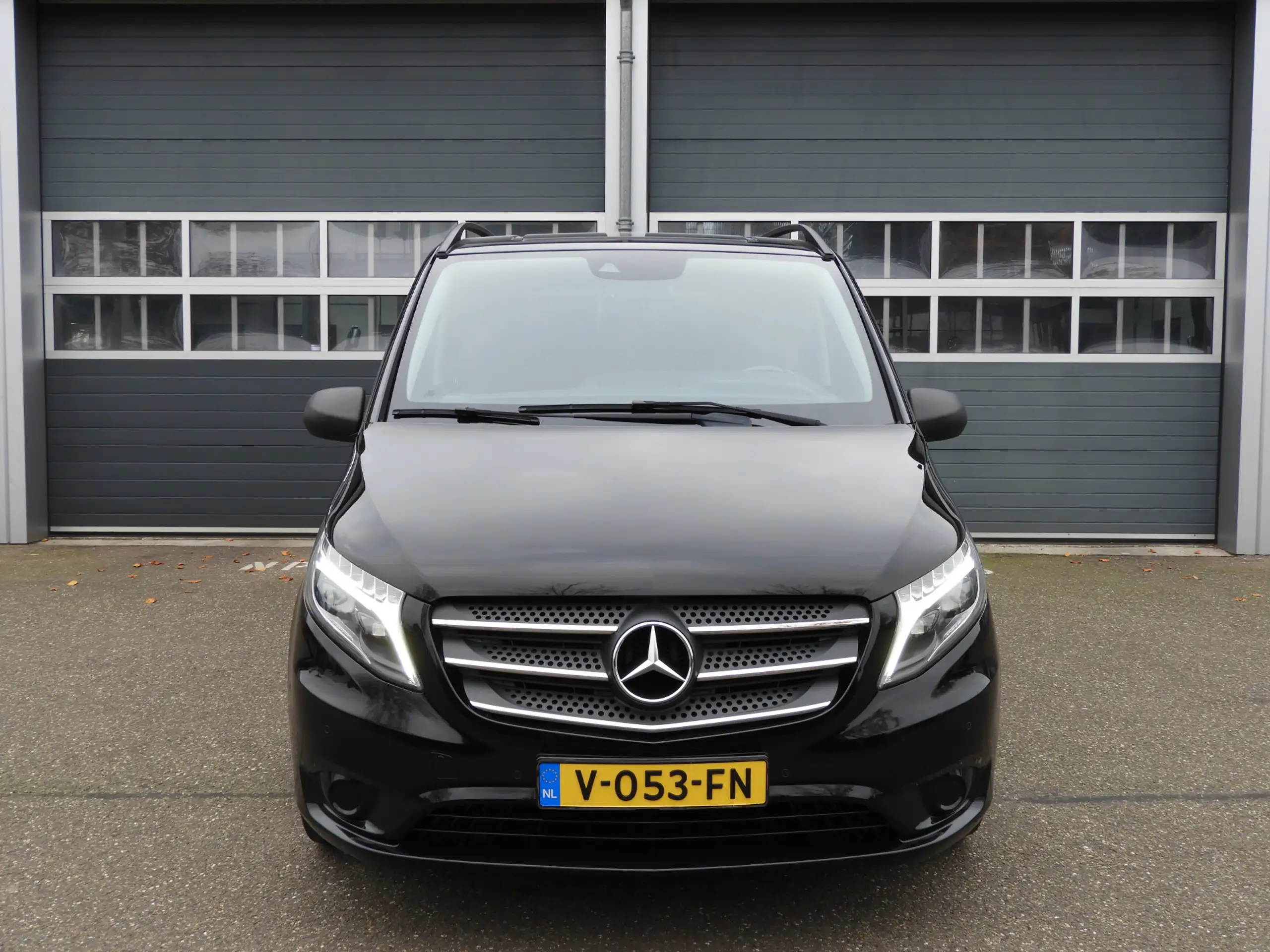 Mercedes-Benz - Vito