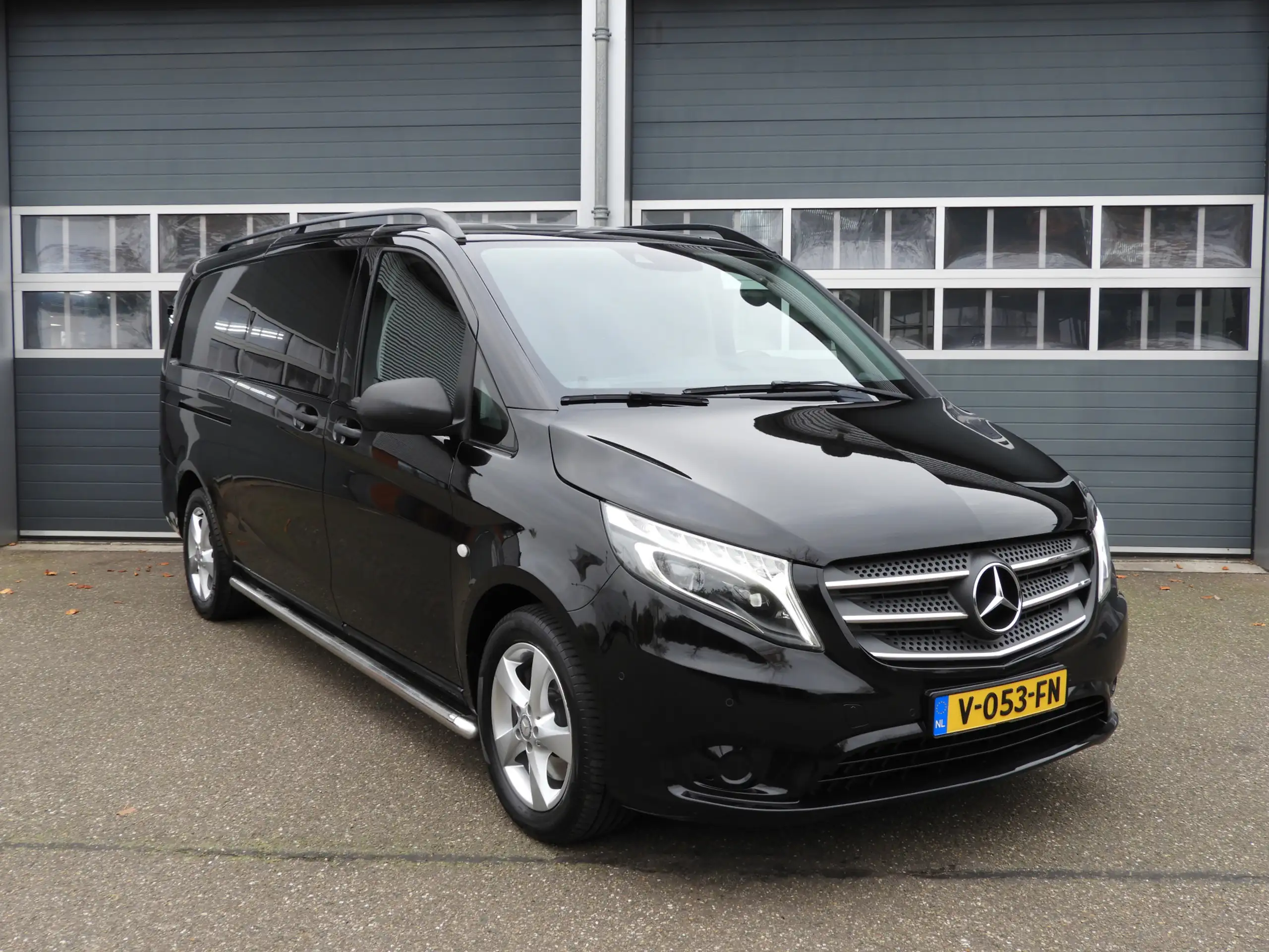 Mercedes-Benz - Vito