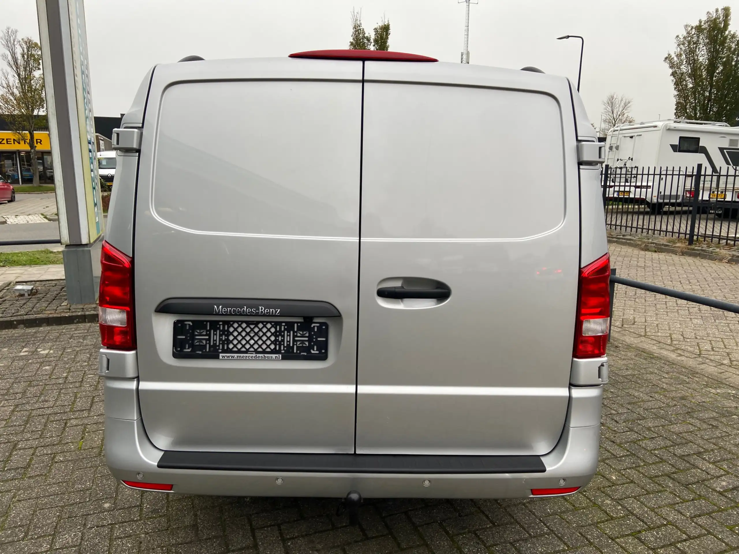 Mercedes-Benz - Vito