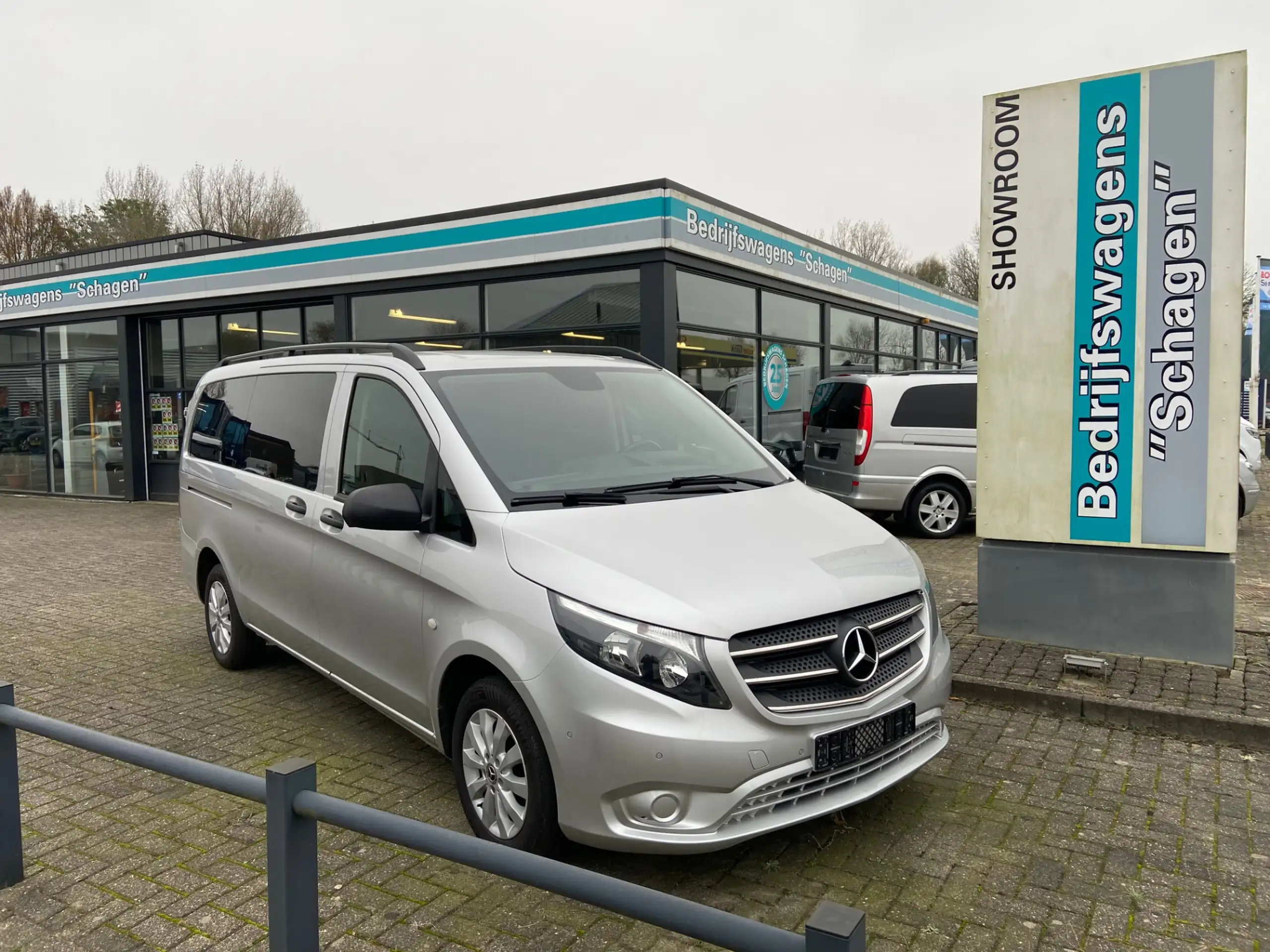 Mercedes-Benz - Vito