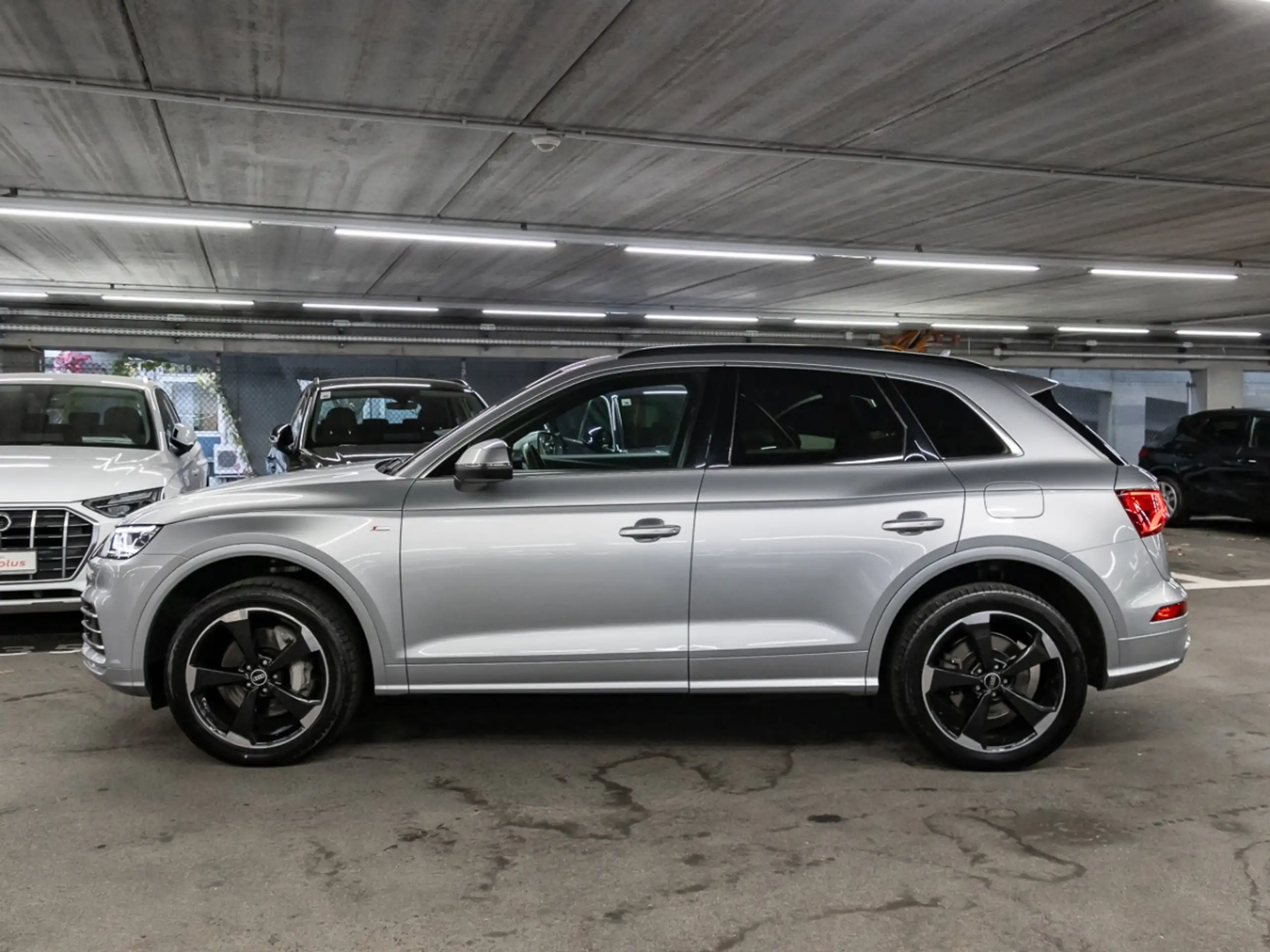 Audi - Q5