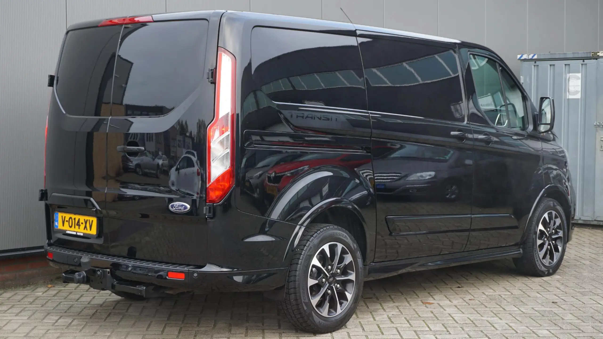 Ford - Transit Custom