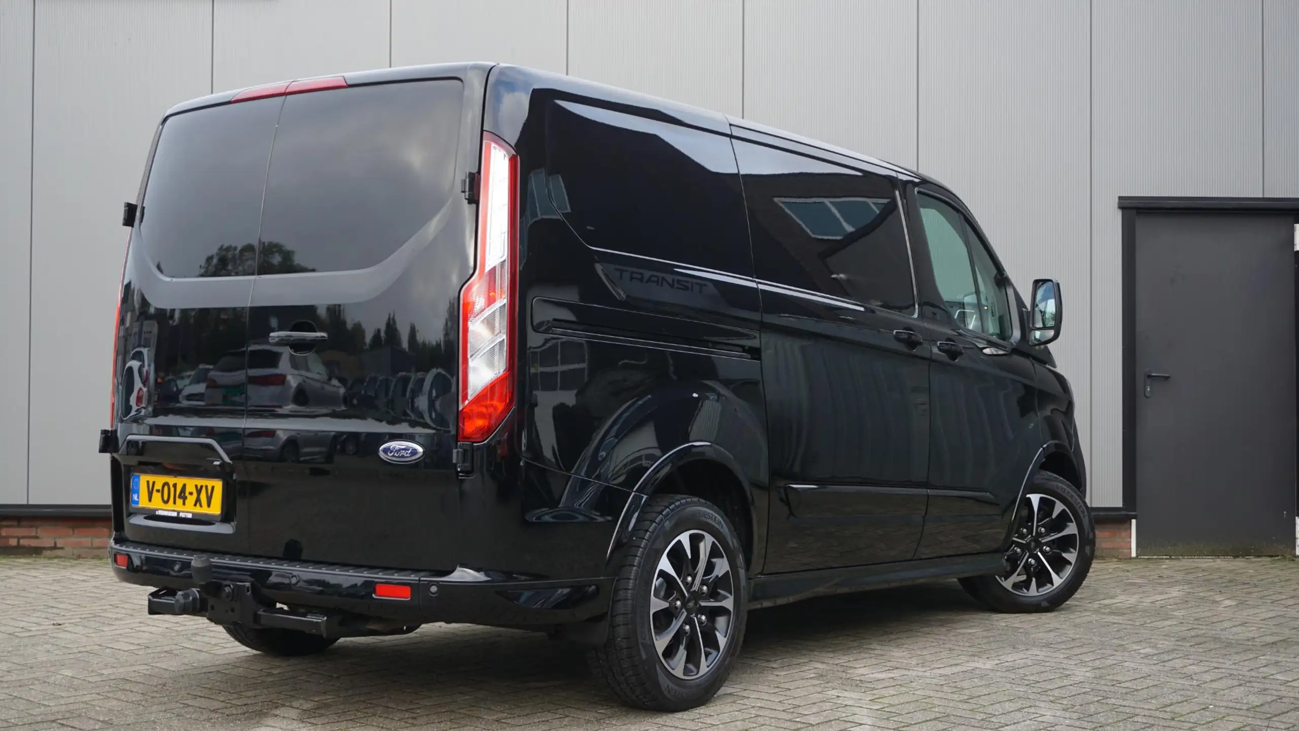 Ford - Transit Custom