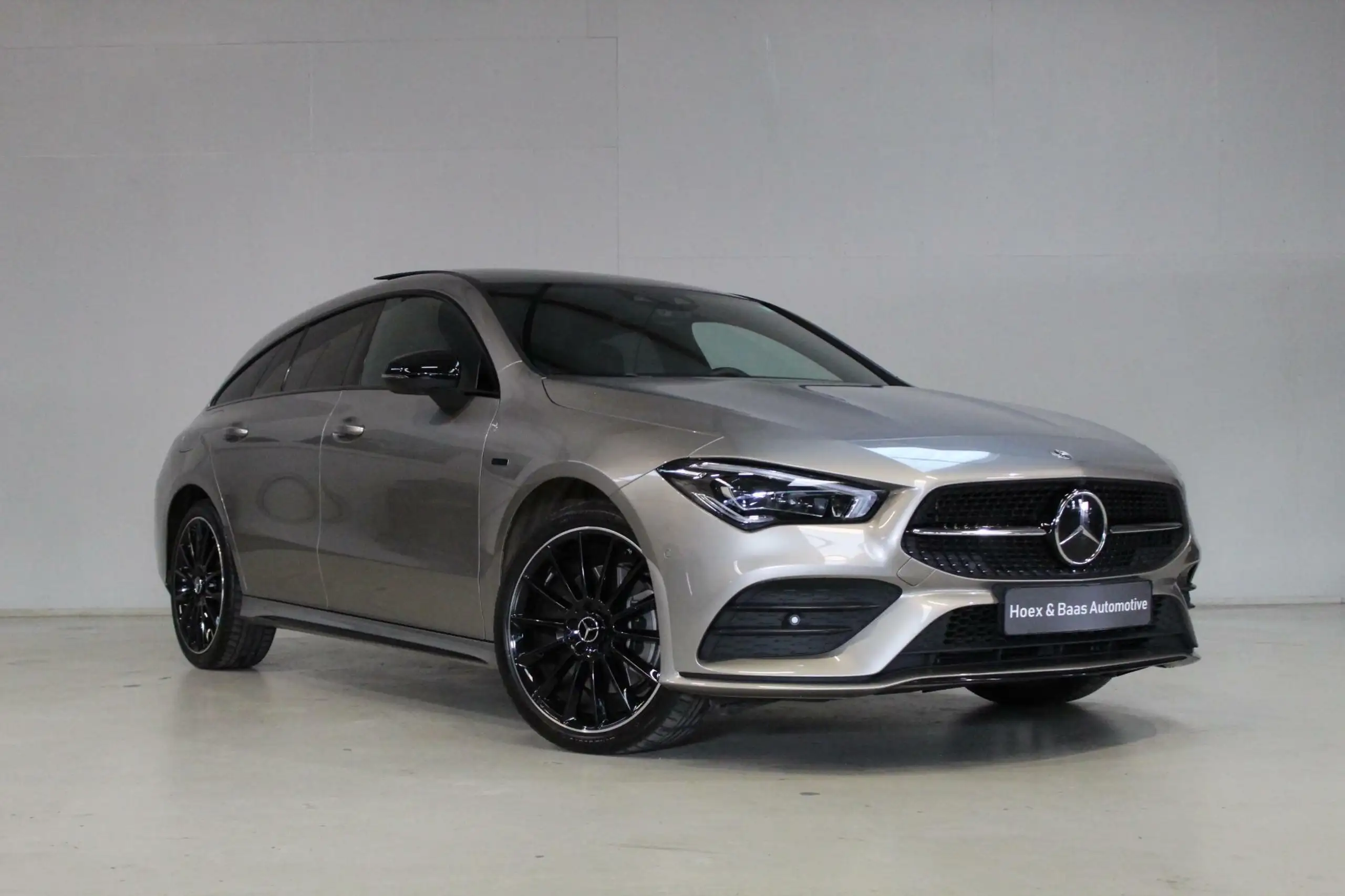 Mercedes-Benz - CLA 250