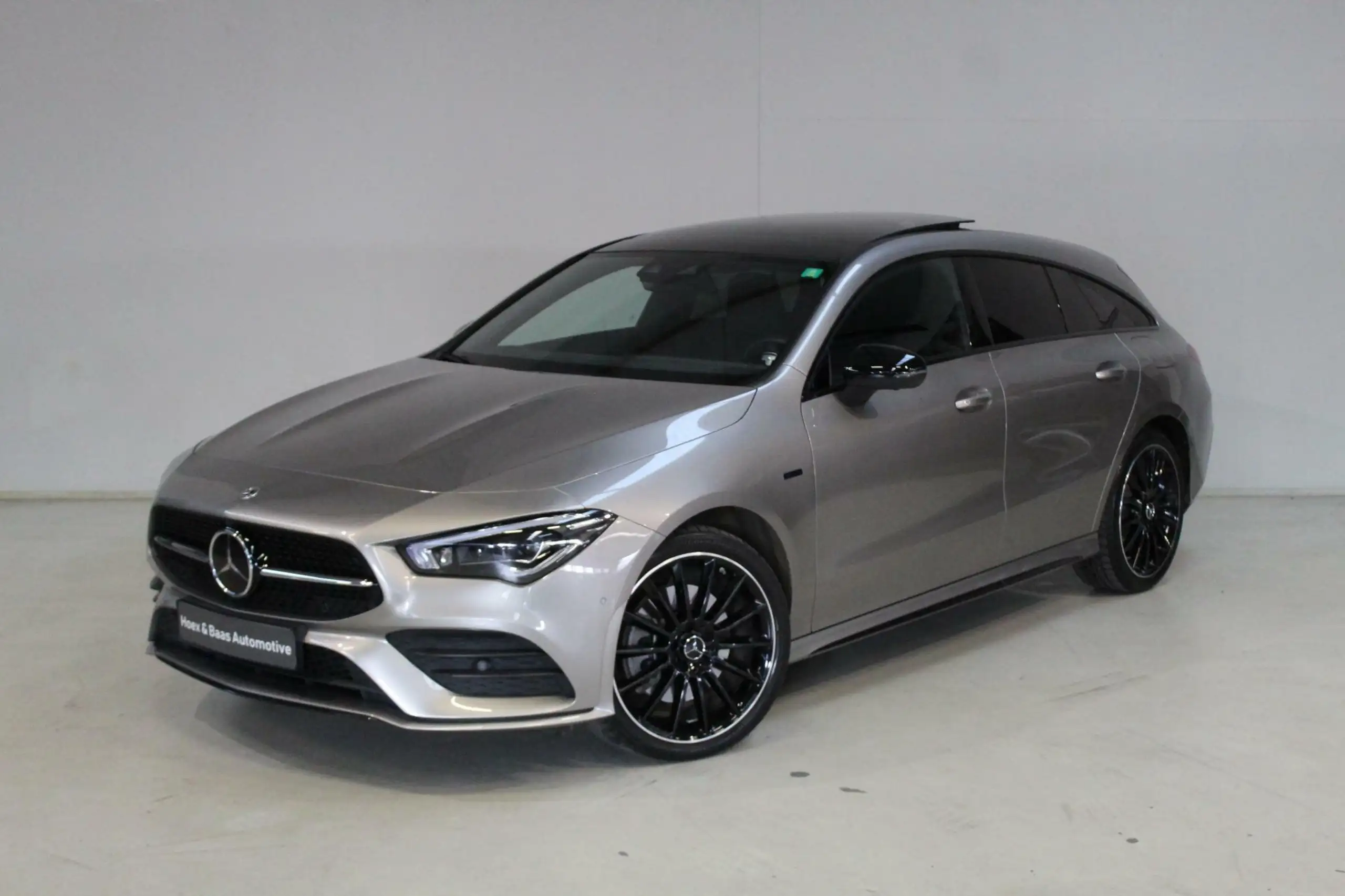 Mercedes-Benz - CLA 250