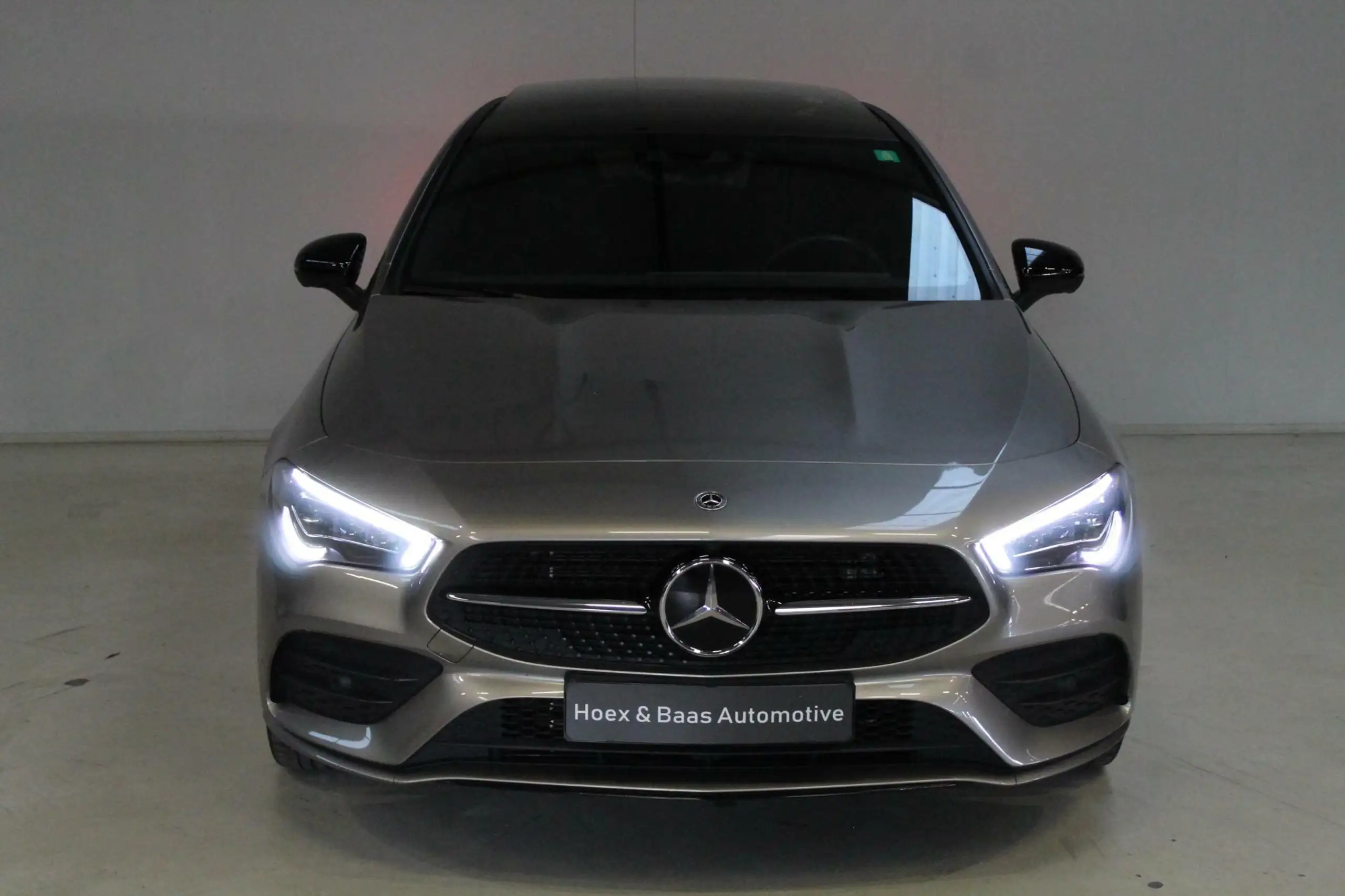 Mercedes-Benz - CLA 250