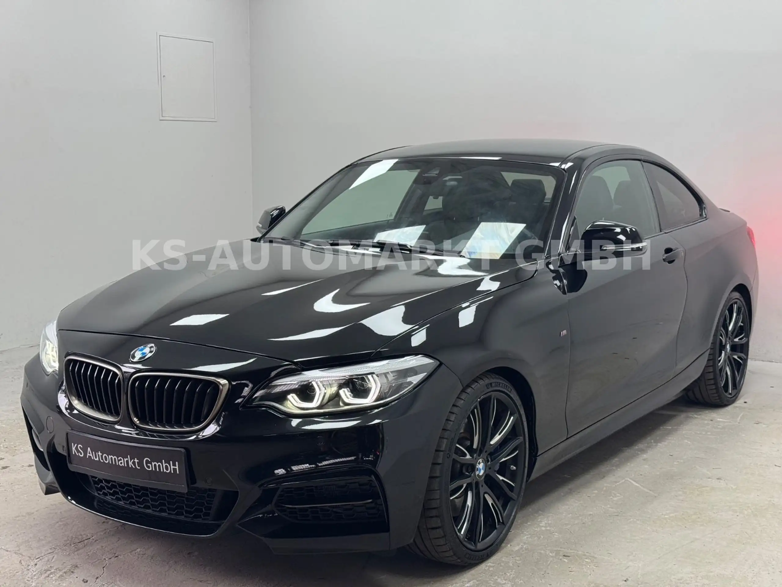 BMW 240 2019