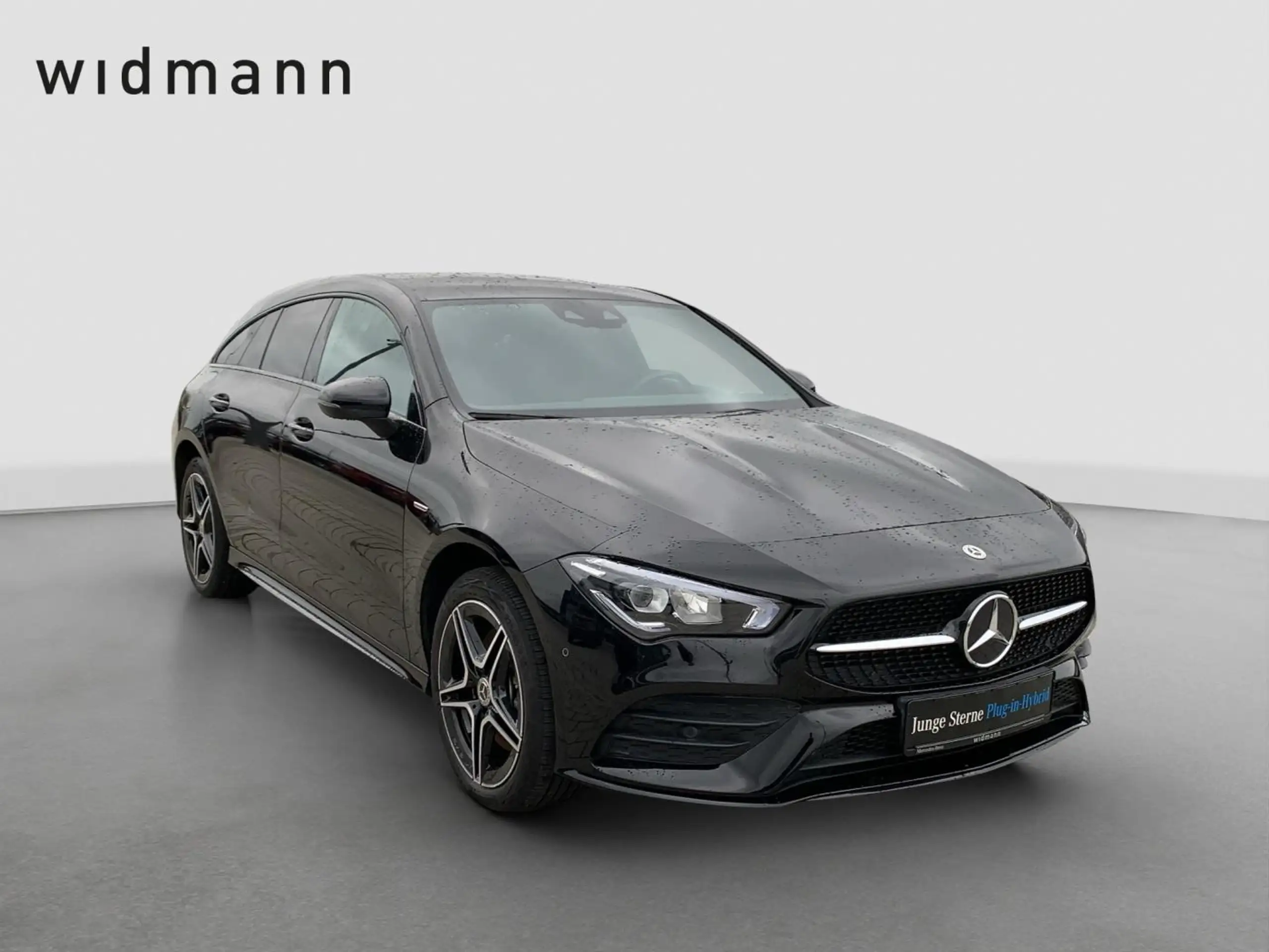 Mercedes-Benz - CLA 250