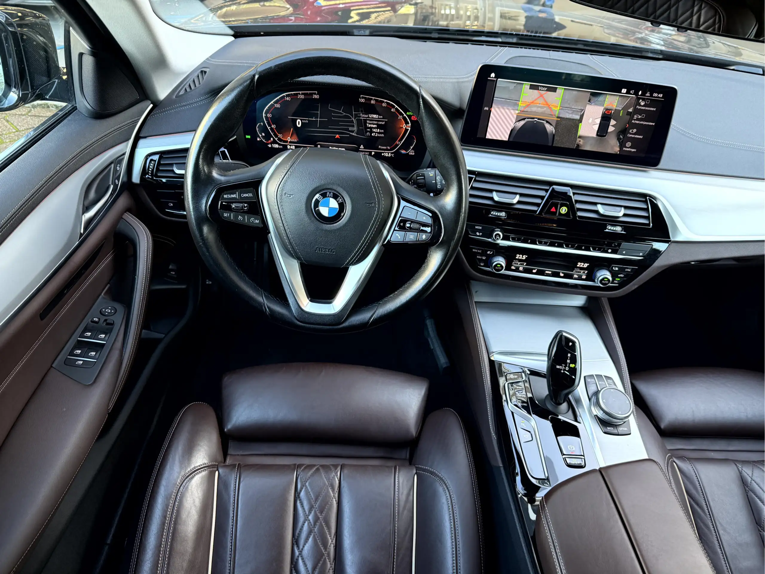 BMW - 530