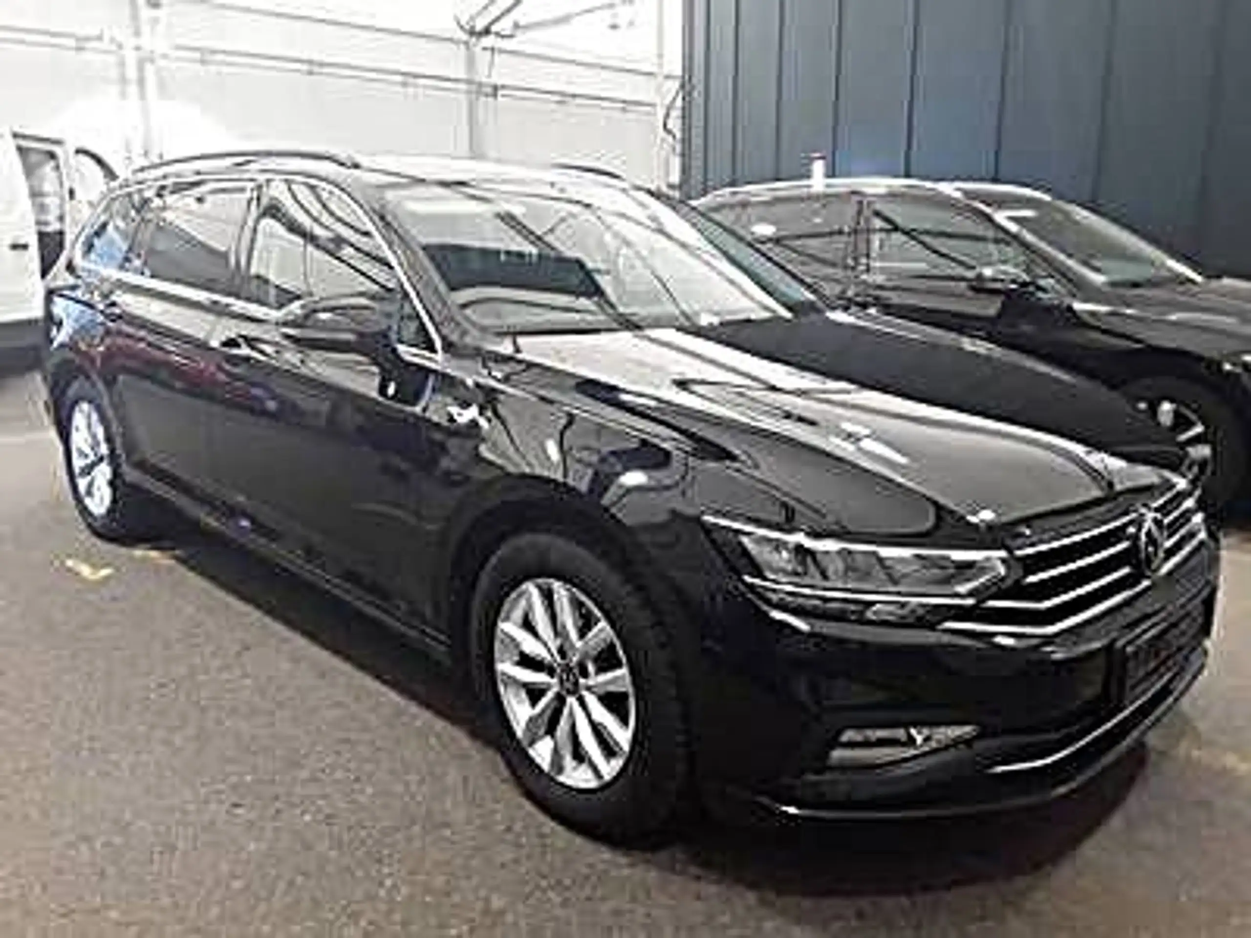 Volkswagen - Passat Variant