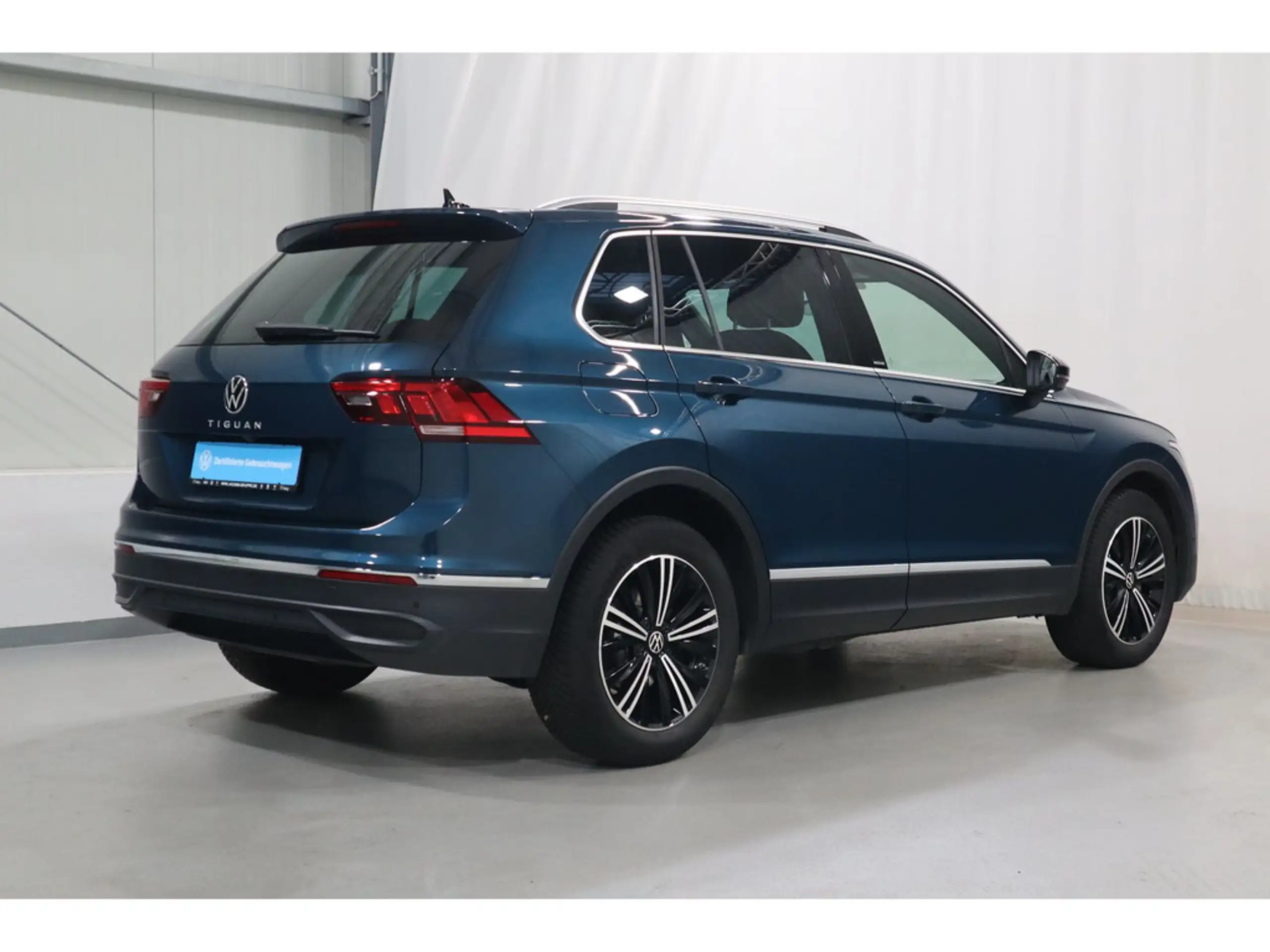 Volkswagen - Tiguan